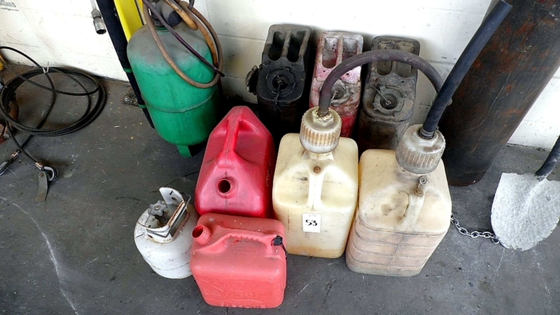 ASSORTED GAS CANS