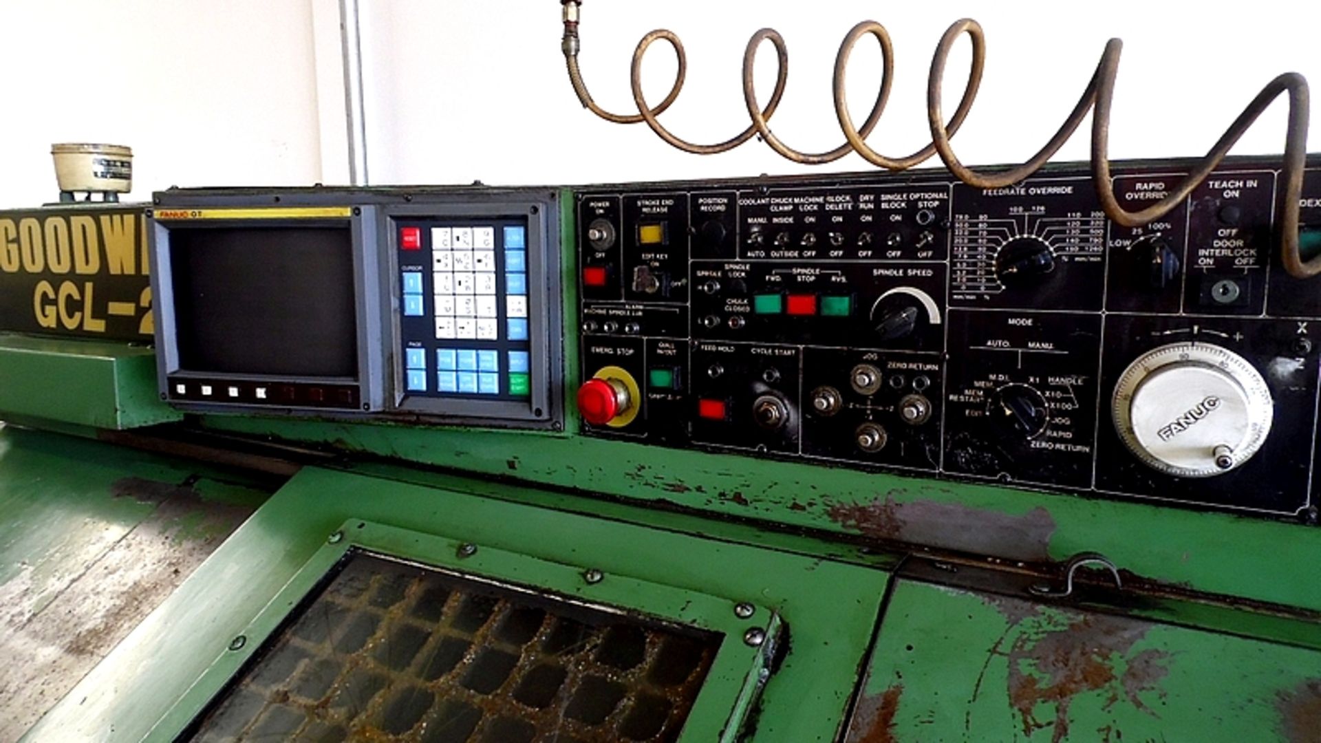 1988 GOODWAY GLC-2 CNC LATHE w/ CHIP CONN & FANUC CONTROL - Image 3 of 3