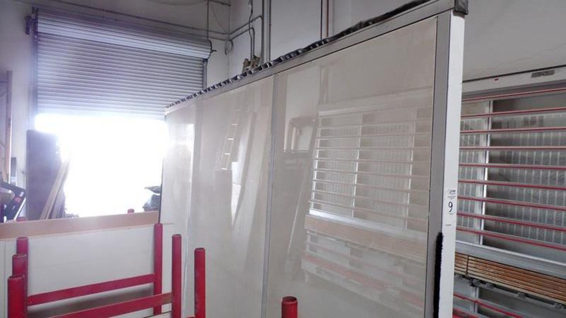 ROLLING SCREEN