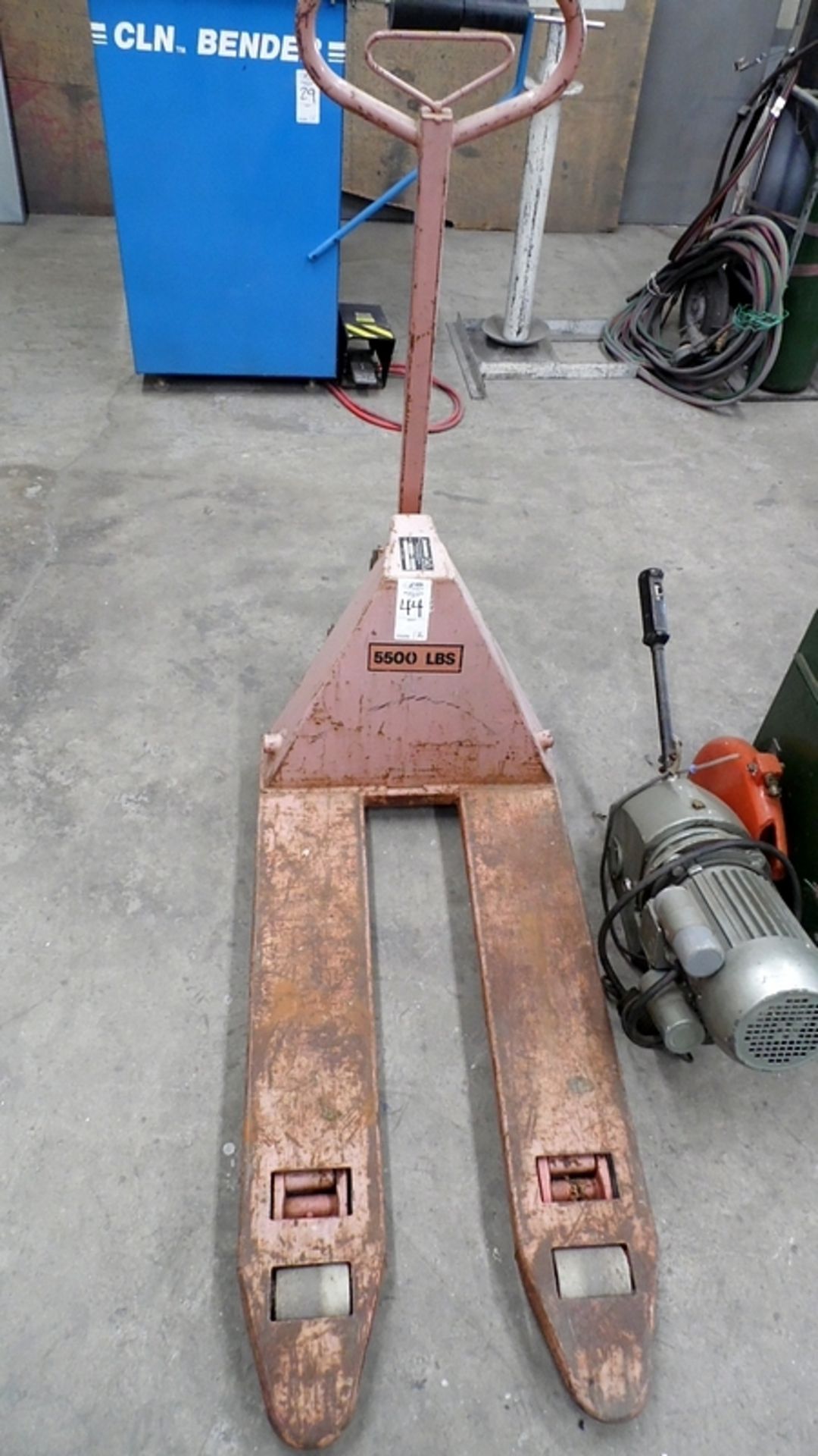 5500 LB. PALLET JACK