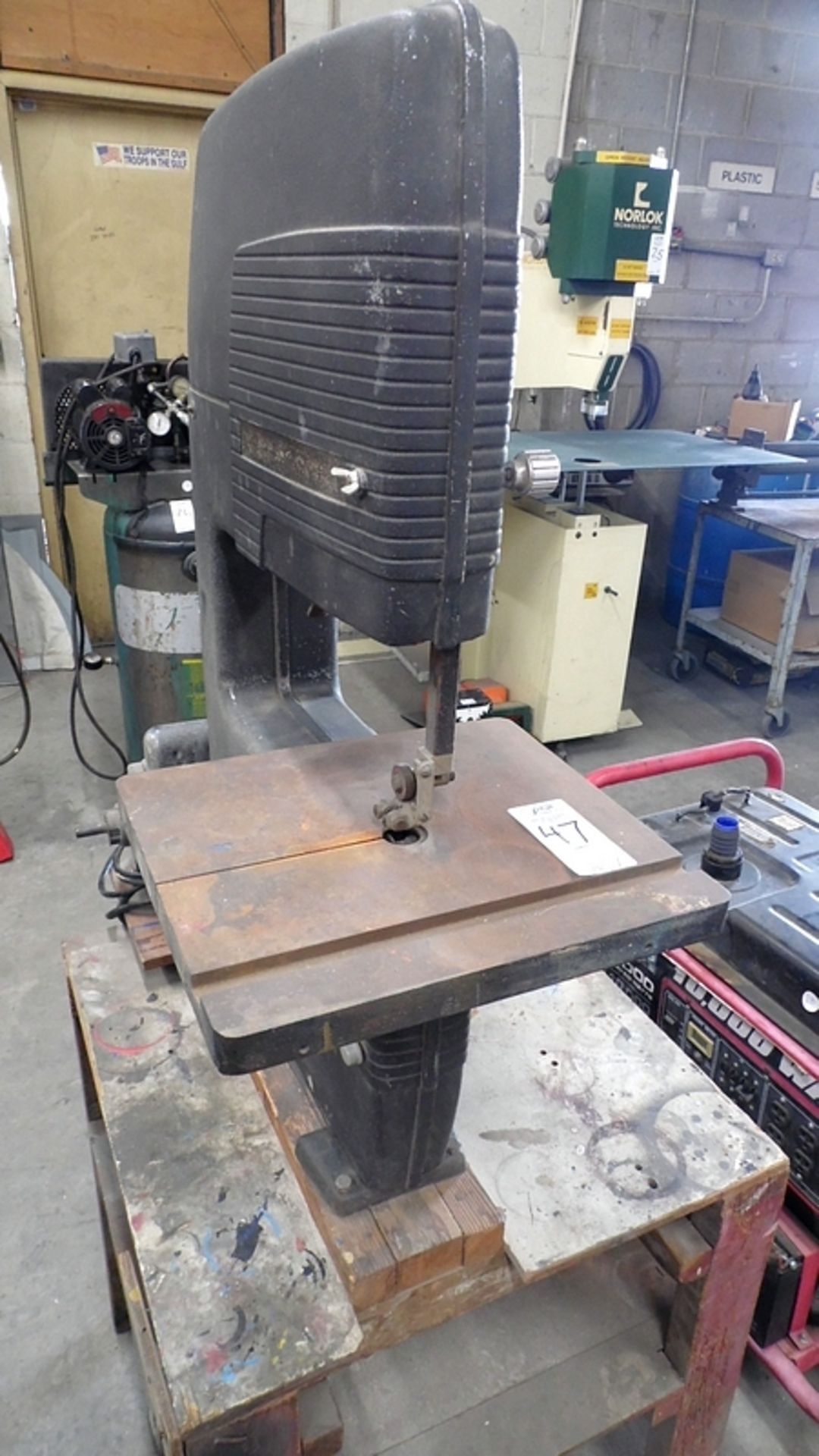 CRAFTSMAN VERTICAL BAND SAW