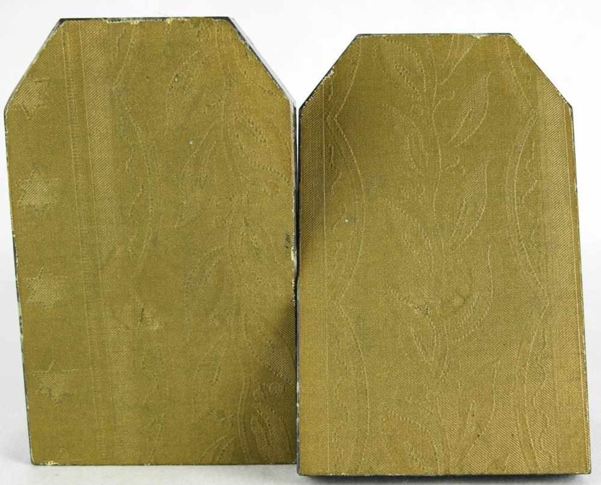 Hippolyte Francois Moreau 1832-1927 Paar Bücherstützen. Frankreich um 1920. Marmorplatten mit je - Bild 4 aus 4