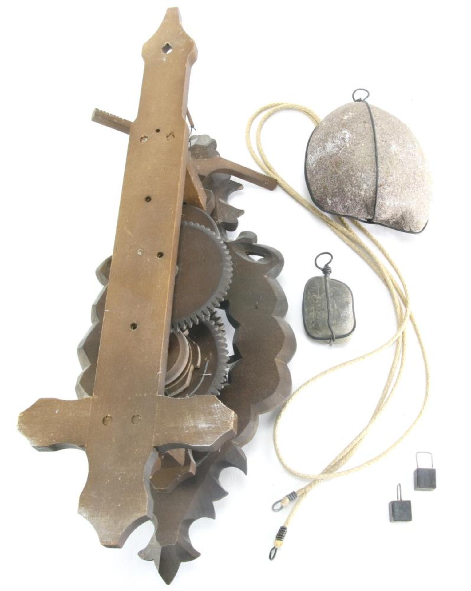 Waagbalkenuhr. Barockstil 20. Jahrhundert. Holzräderwerk mit imitierten Steingewichten. Größe ca. - Bild 3 aus 3