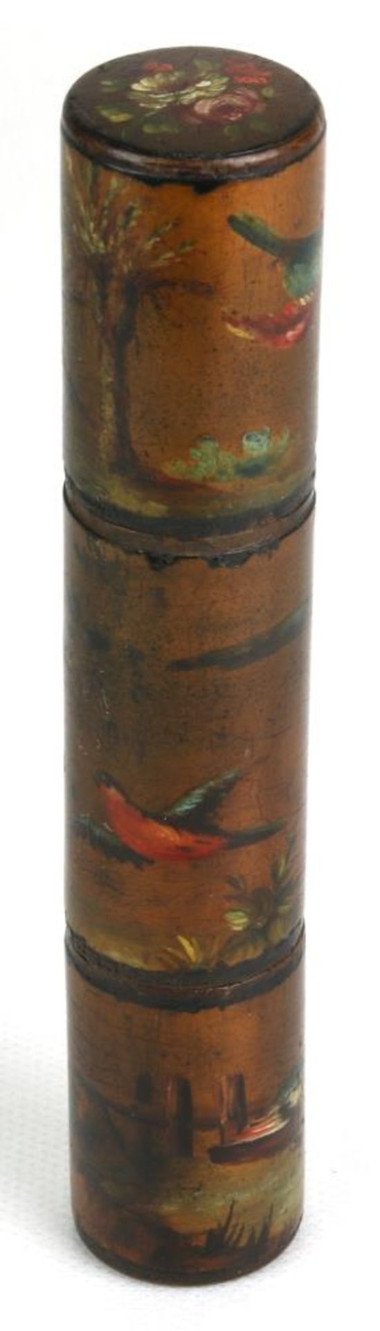 Reisenecessaire. Wohl Frankreich 18./19. Jahrhundert. In Form eines bemalten Zylinders mit zwei - Bild 2 aus 7