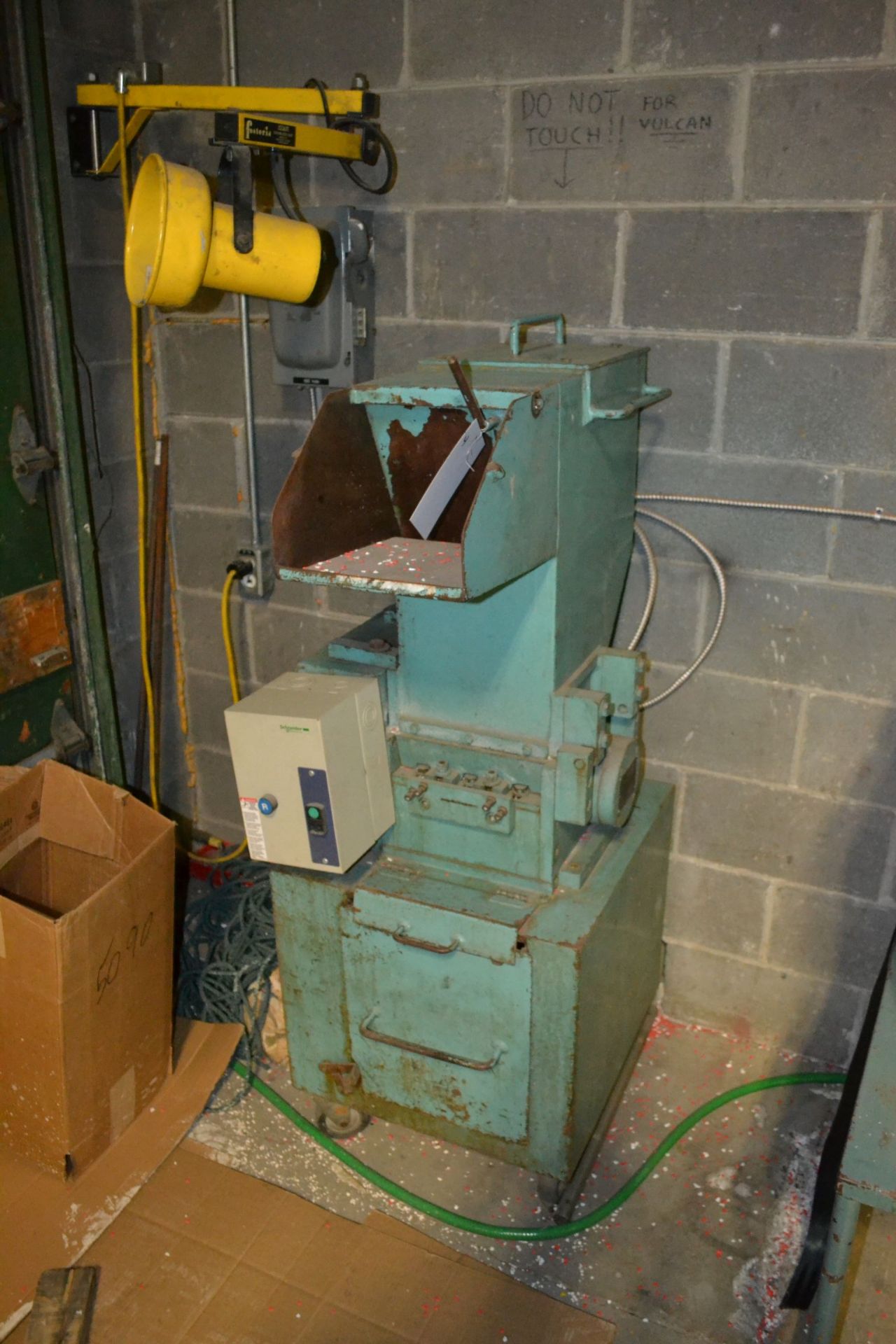 Cumberland 8 x 10 Plastic Granulator - Image 2 of 6