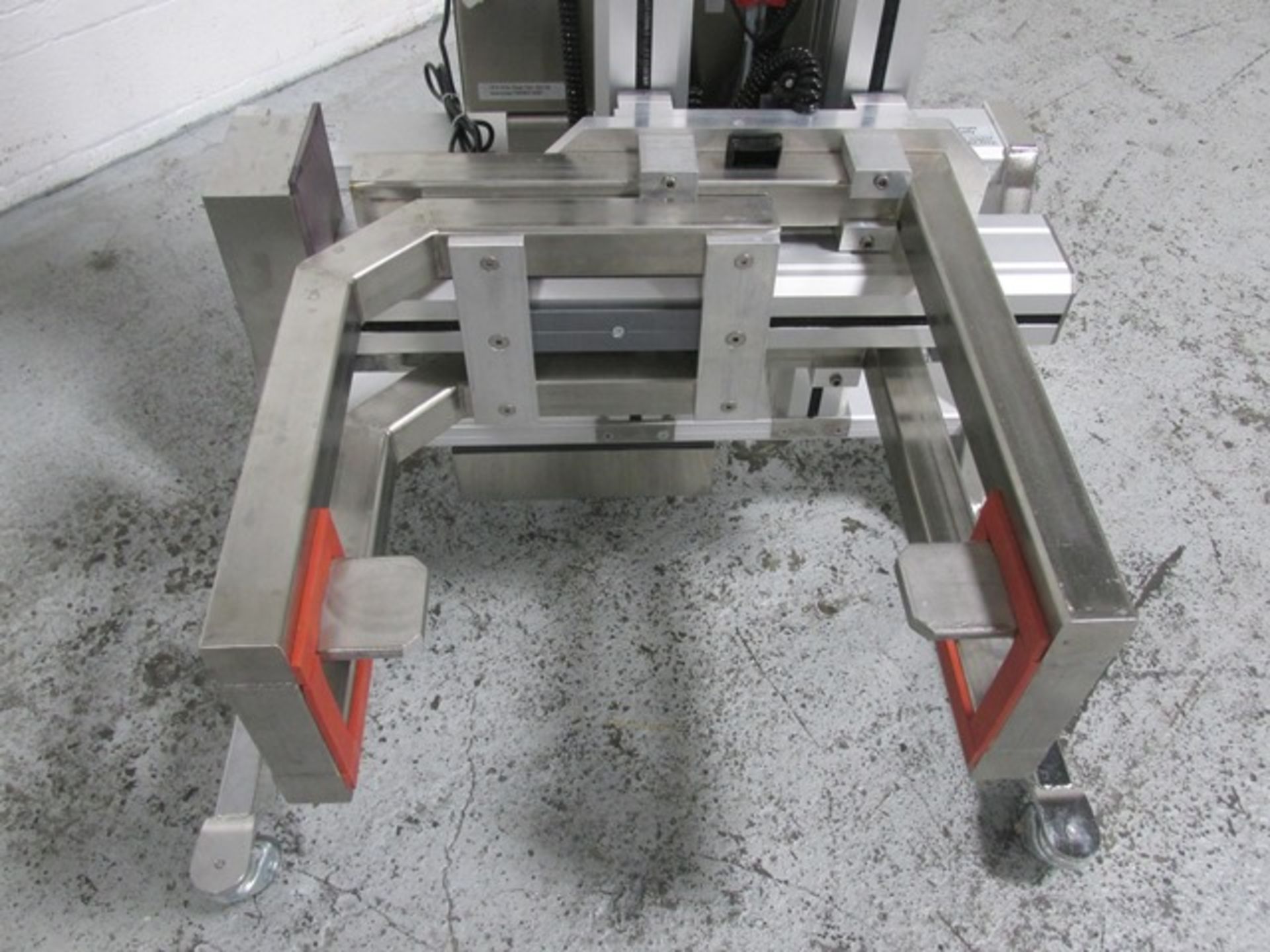 R on I Inc Lift-O-Flex Drum Handler - Image 5 of 7