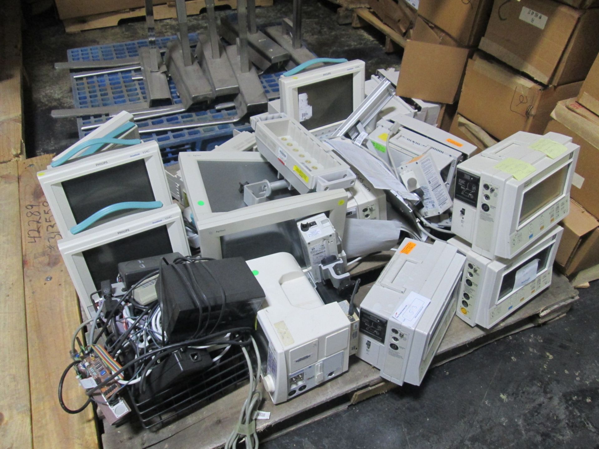 Lot of Assorted Medical Scanners, monitors, Instruments, Printers and Computers.. AS Seen in images - Image 11 of 26