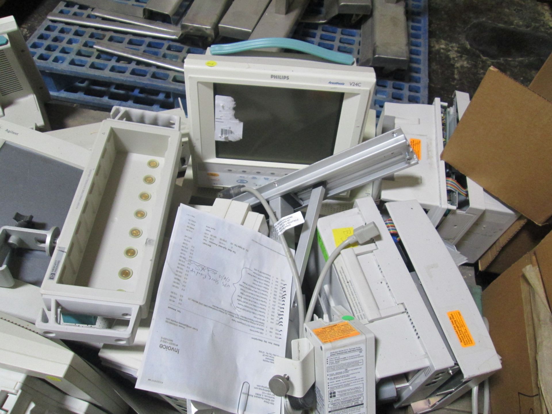 Lot of Assorted Medical Scanners, monitors, Instruments, Printers and Computers.. AS Seen in images - Image 7 of 26