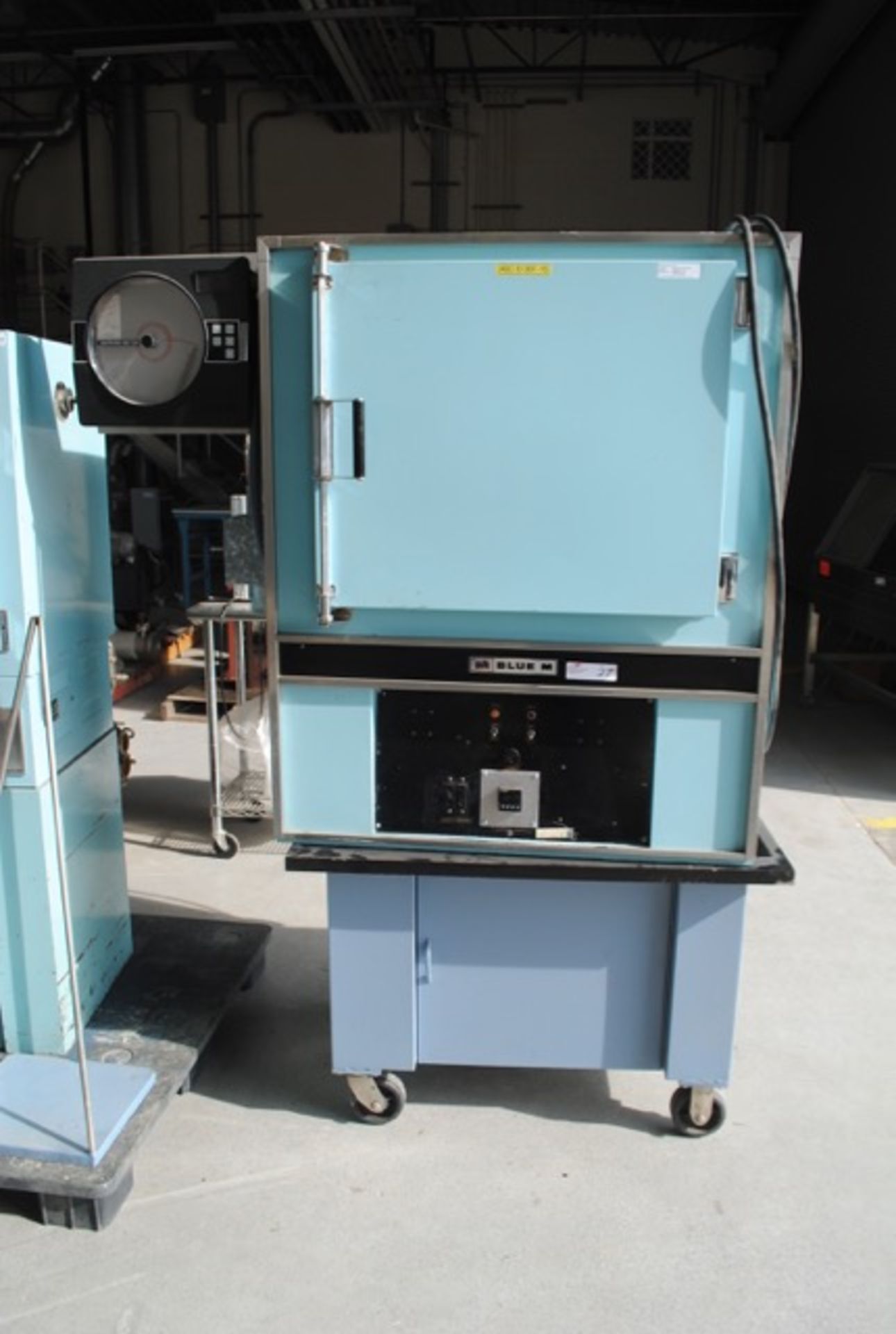 BLUE M Oven, Model POM-2