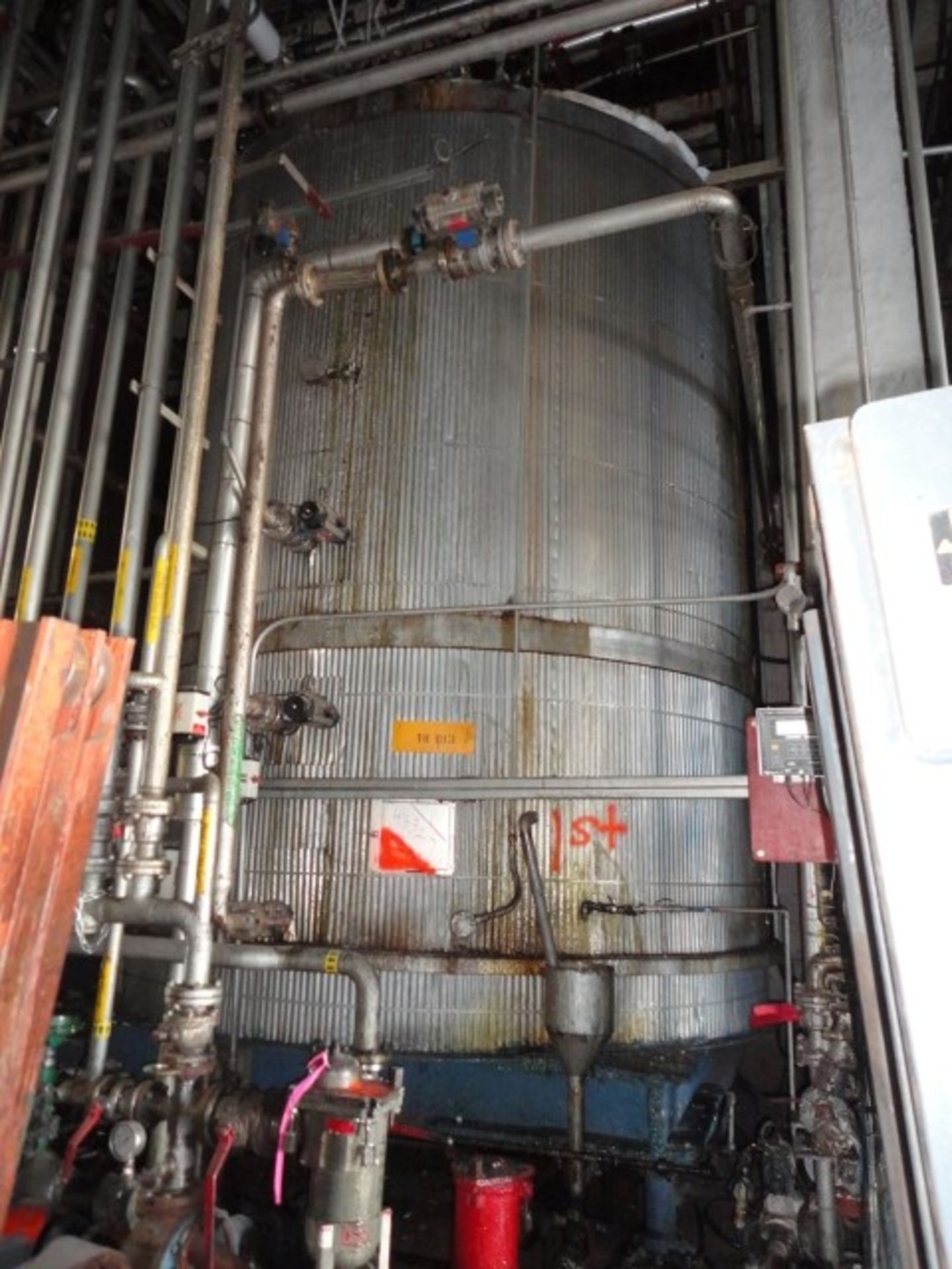 12500 gallon Stainless Steel Kettle, 12' diameter x 15' straight side, flat top, slight cone bottom, - Image 4 of 6