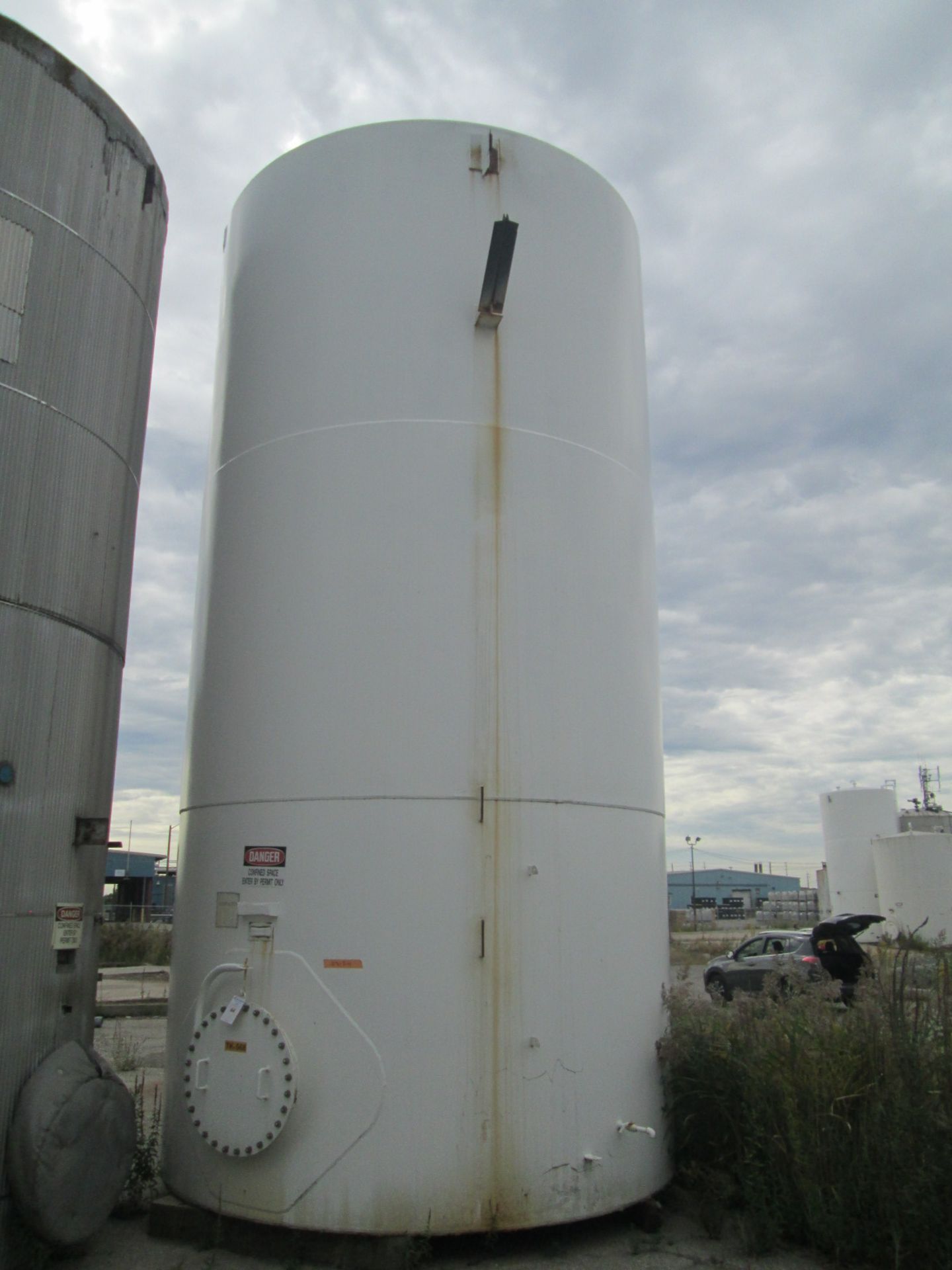 17500 gal O'Conner storage tank, carbon steel construction, 11'6" diameter x 23' straight side, dome