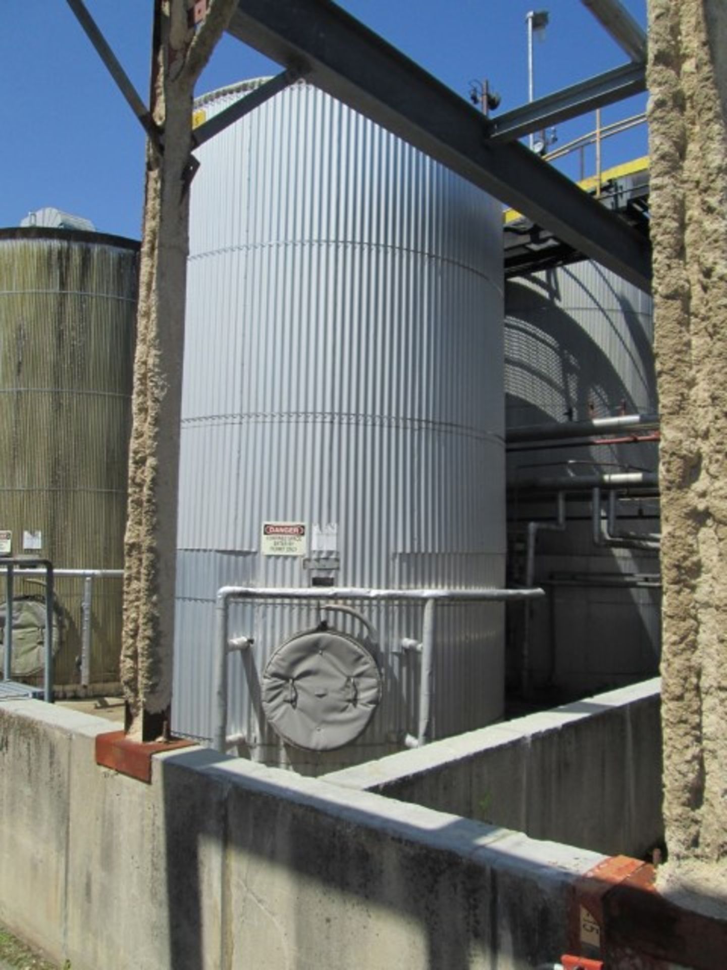 14500 O'Conner storage tank, carbon steel construction, 11'6" diameter x 18'6" straight side, dome - Image 3 of 7