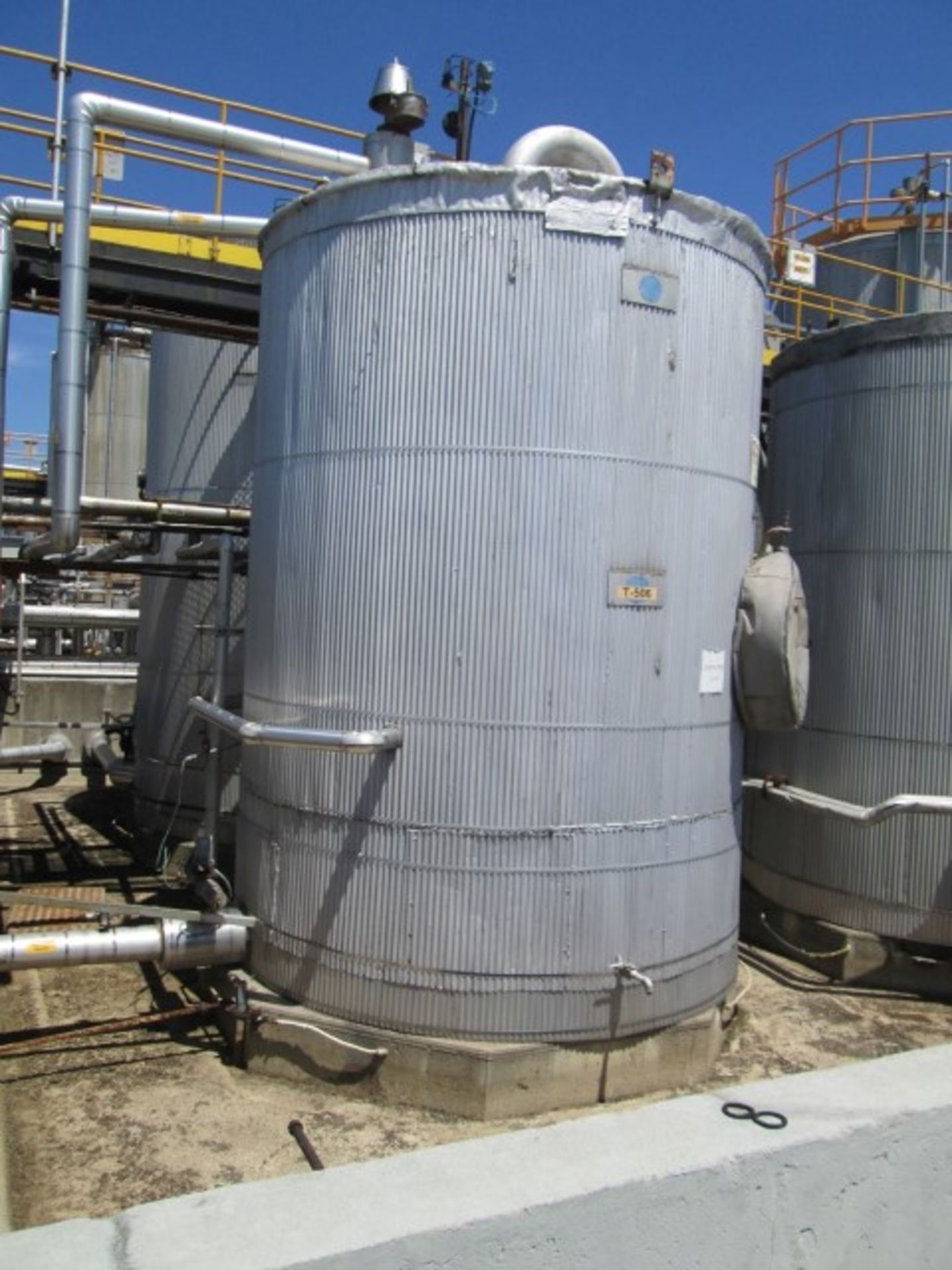 6500 gallon Douglas Brothers tank, Stainless steel construction, dome top, flat bottom,