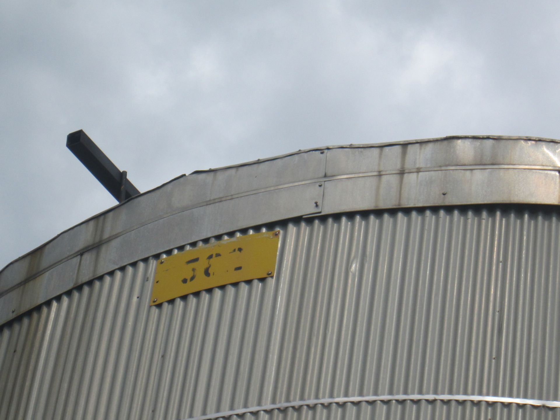 14500 O'Conner storage tank, carbon steel construction, 11'6" diameter x 18' straight side, dish top - Image 5 of 7