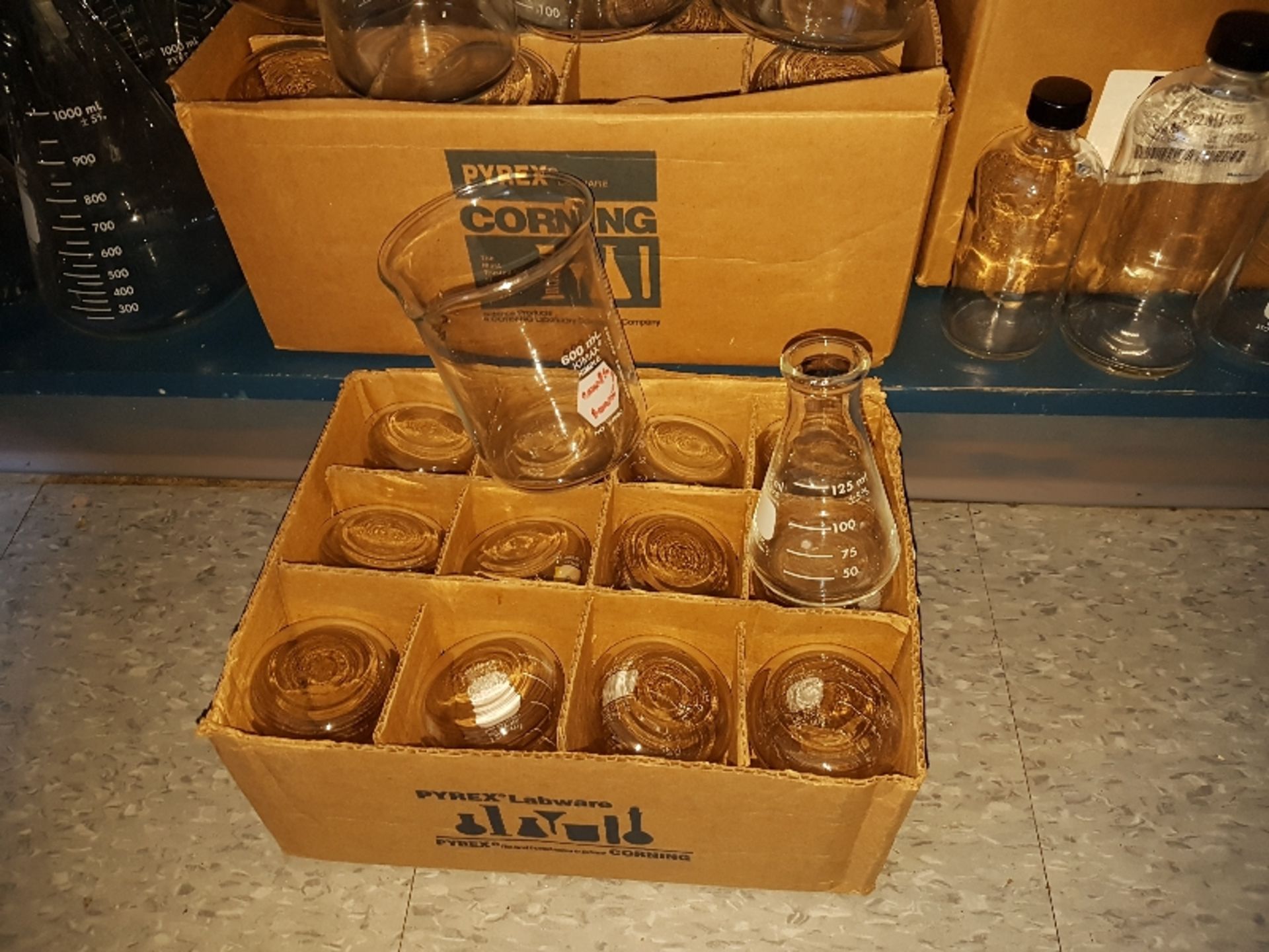 Lot of Lab Glassware - Image 4 of 6