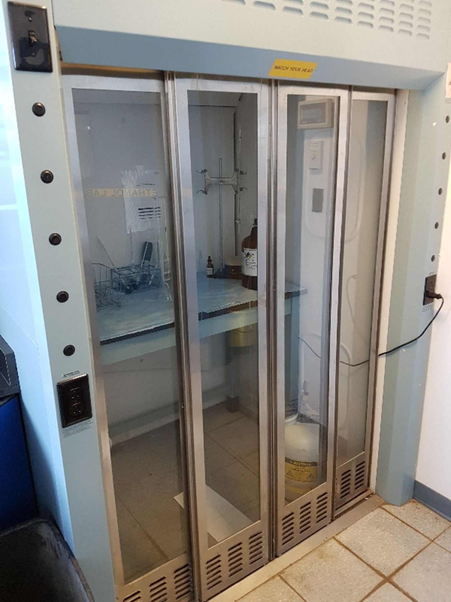 Mott Walk-In Fume Hood - Image 3 of 8