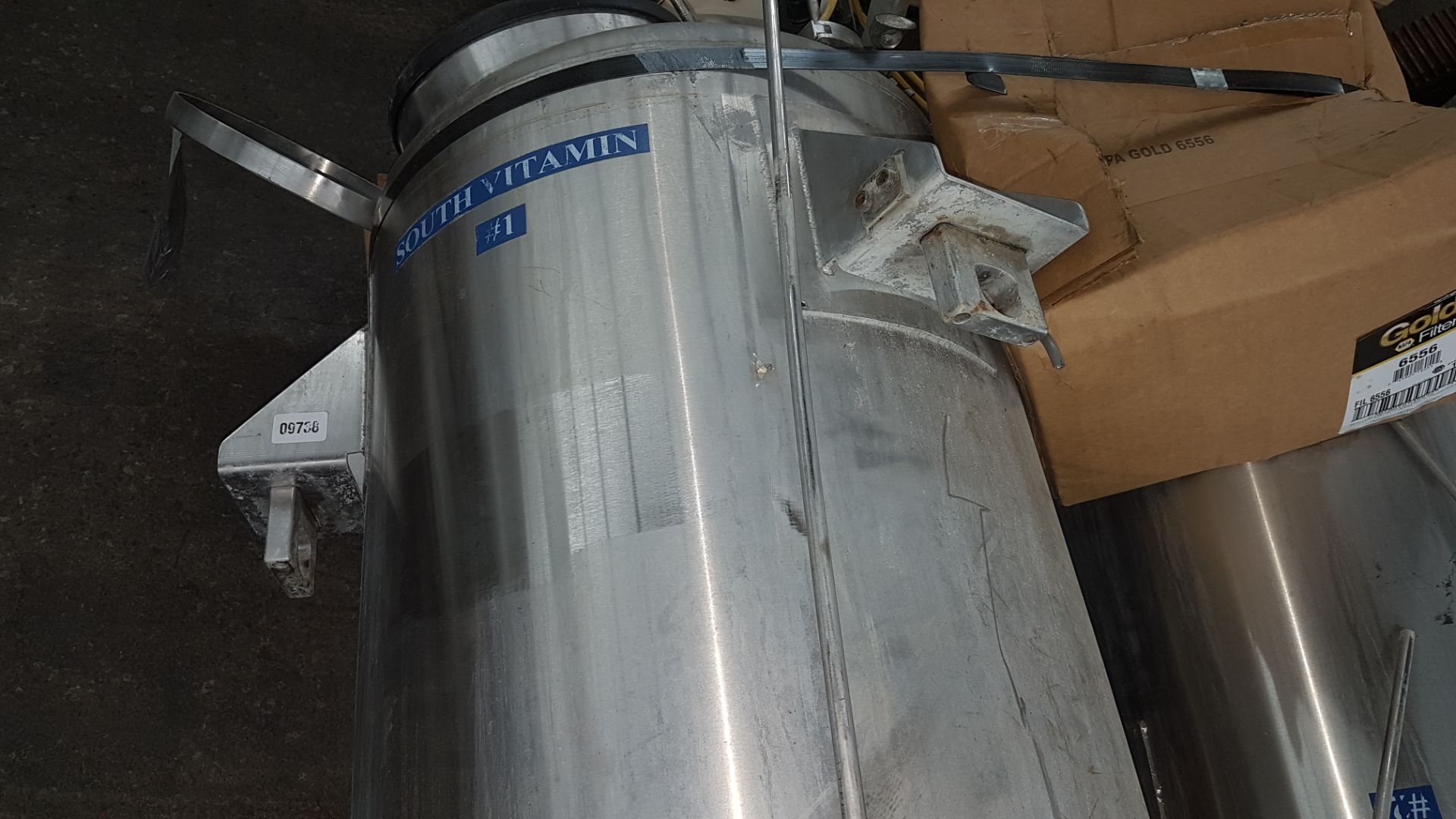 50 Gallon Stainless Steel Tank- Receiver with Mixer. - Image 7 of 11