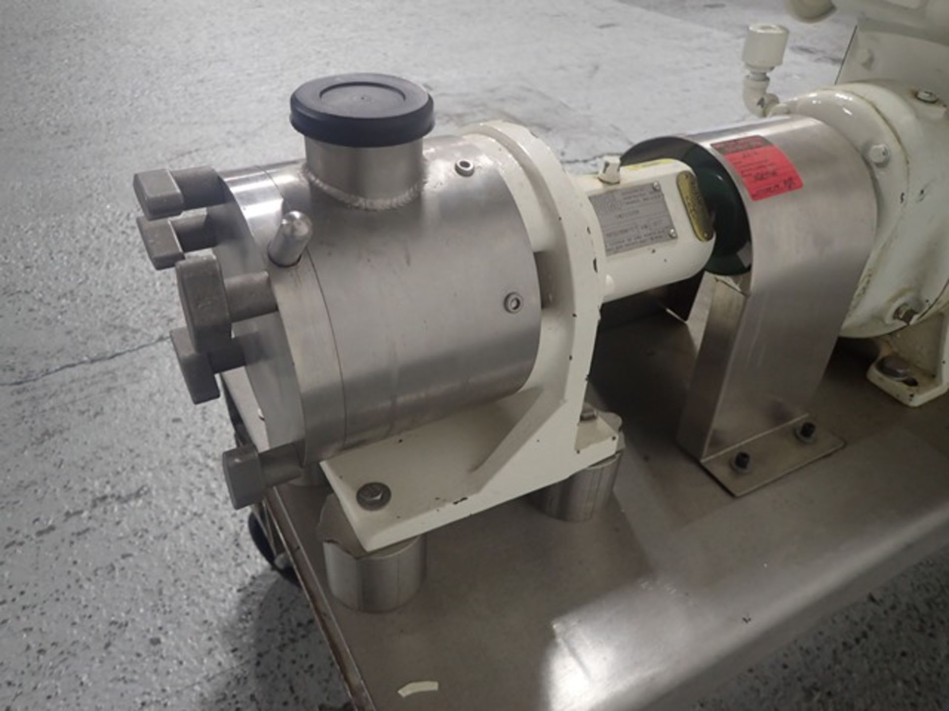 Watson-Marlow Sine pump, model MR120HNTC, stainless steel construction, 2" inlet and outlet - Image 8 of 9