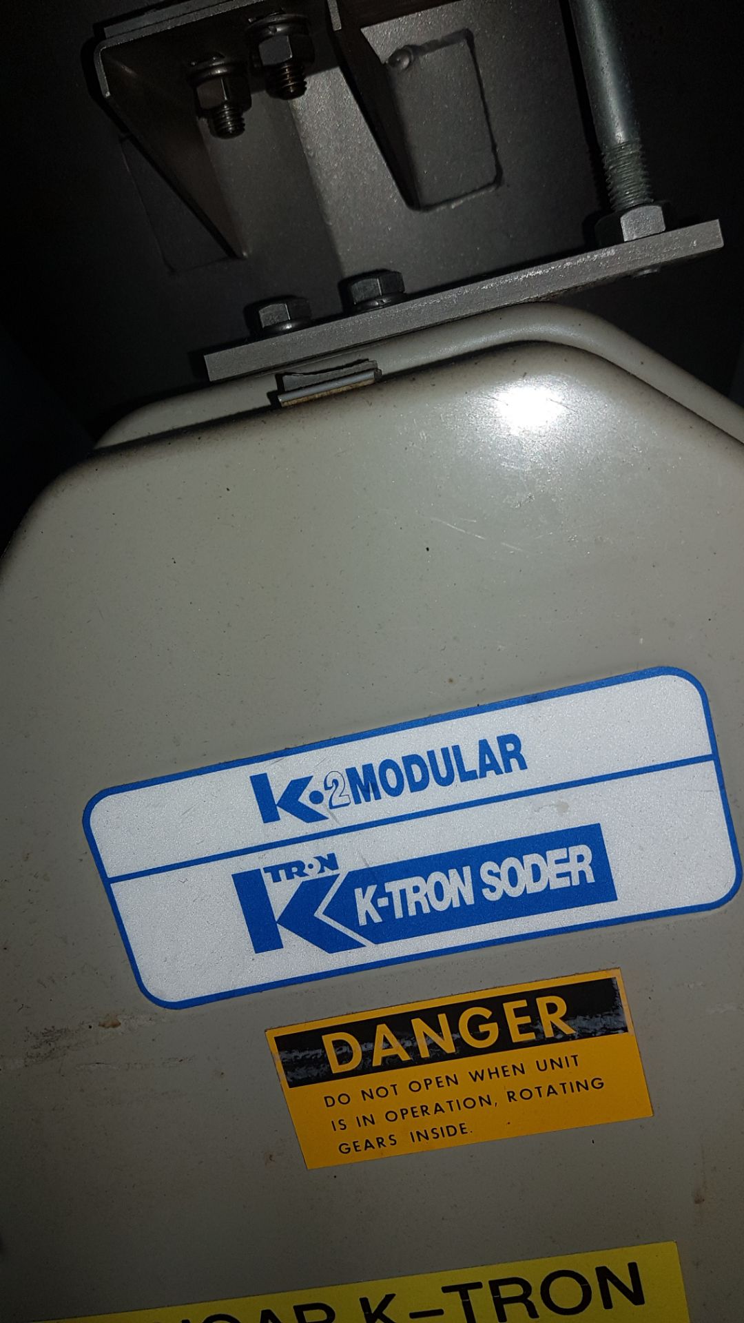K-Tron Soder Twin Screw Loss-in-Weight Feeder Model K2-ML-T35, Tag I.D. FD-102, New in 1998. - Image 5 of 12
