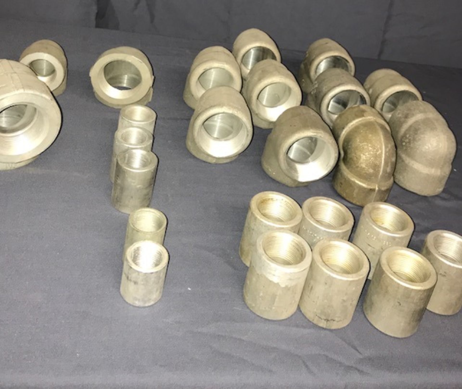 Lot of Cast aluminum pipe fittings - 31 pieces