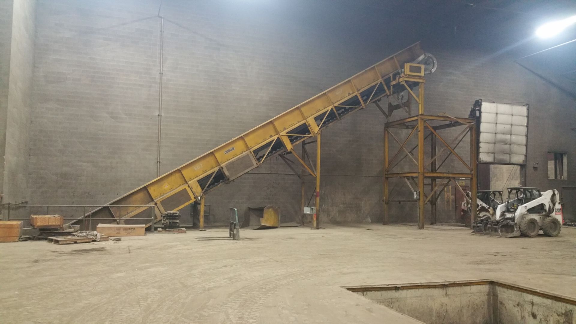 Lindeman Incline Conveyor 70ft x 60" Steel Belt.