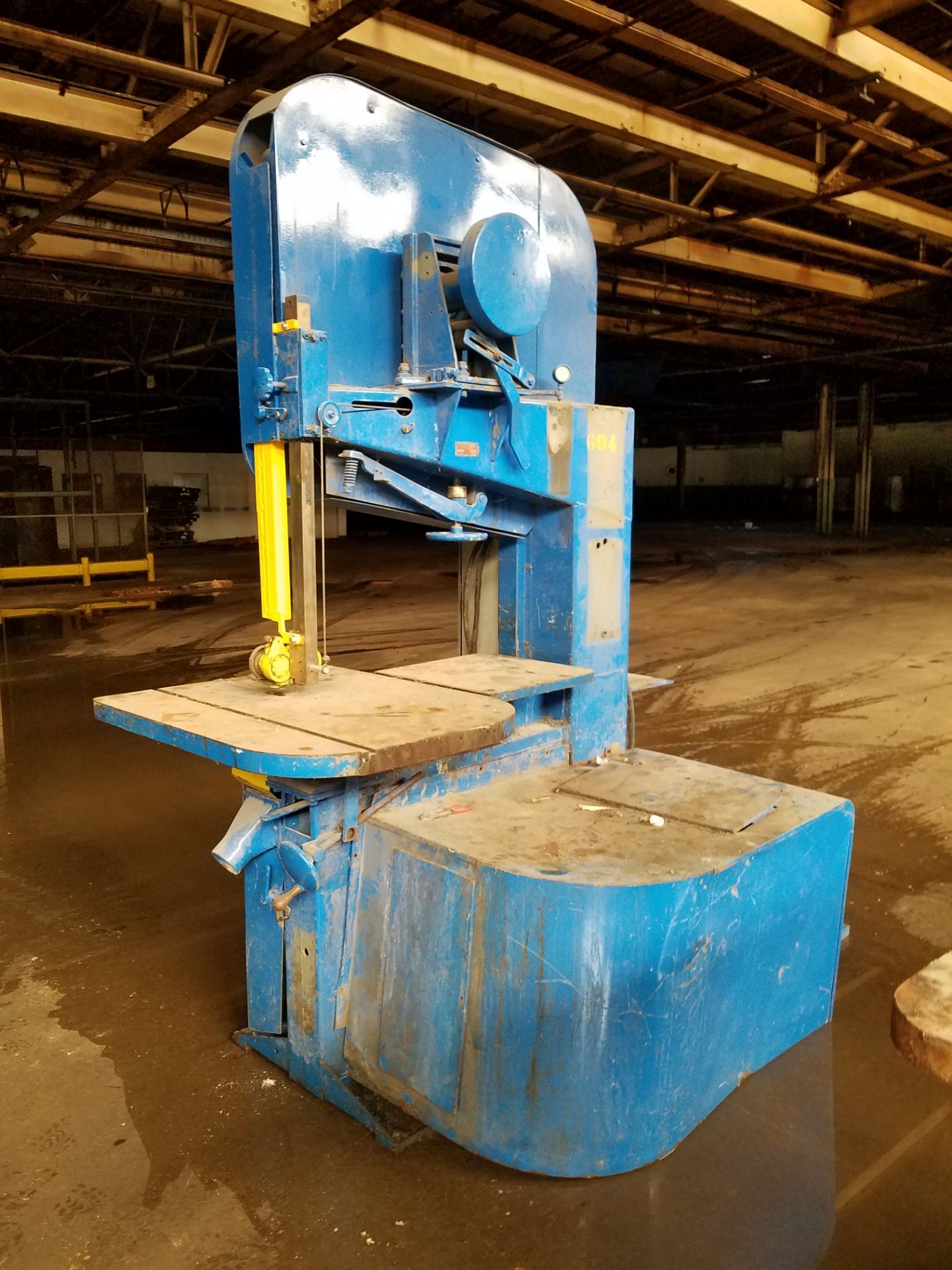 DoAll Heavy Duty Metal Cutting Band Saw