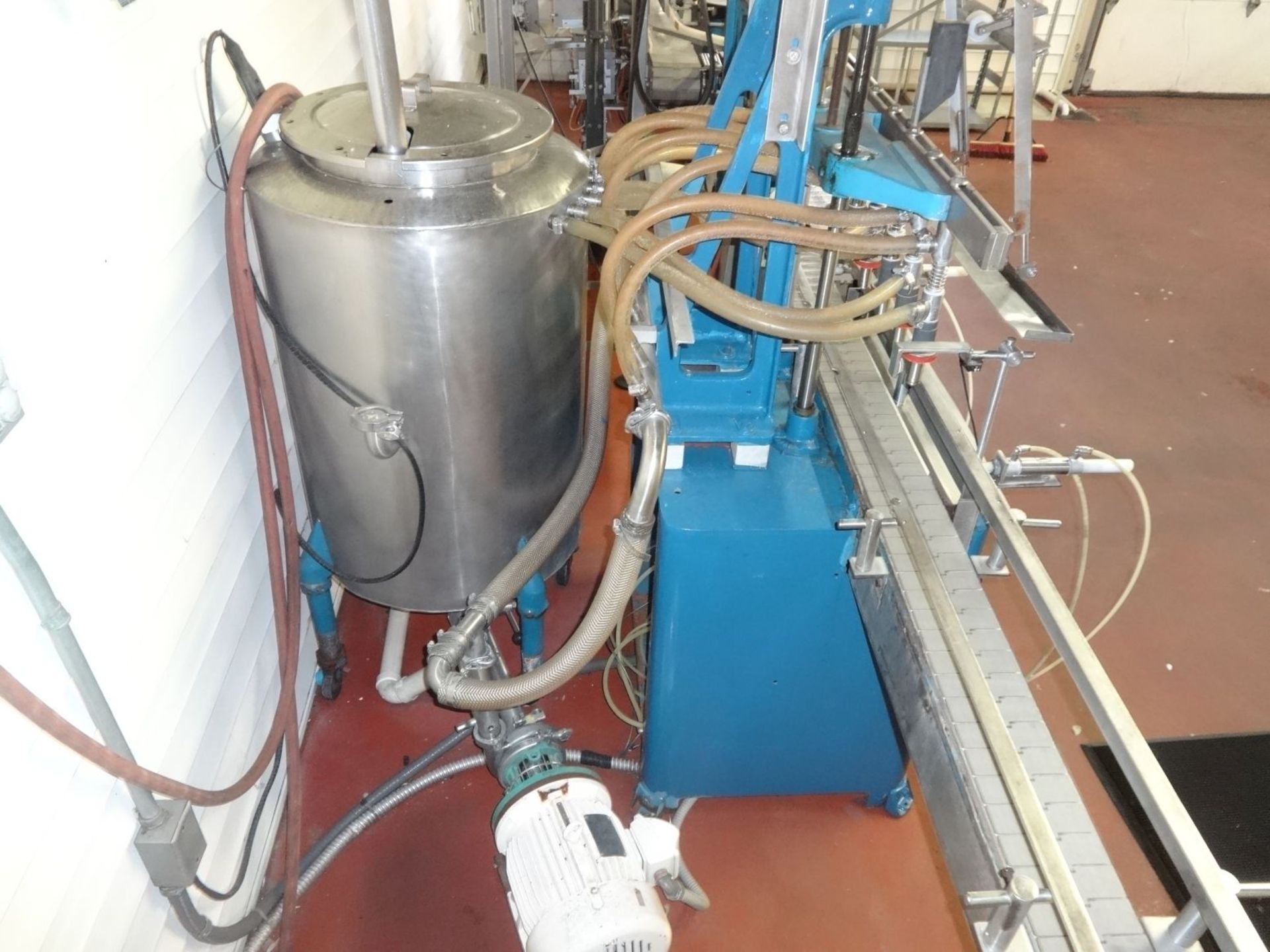 Complete Liquid Filling Line ***See Auctioneers Note*** - Image 2 of 9