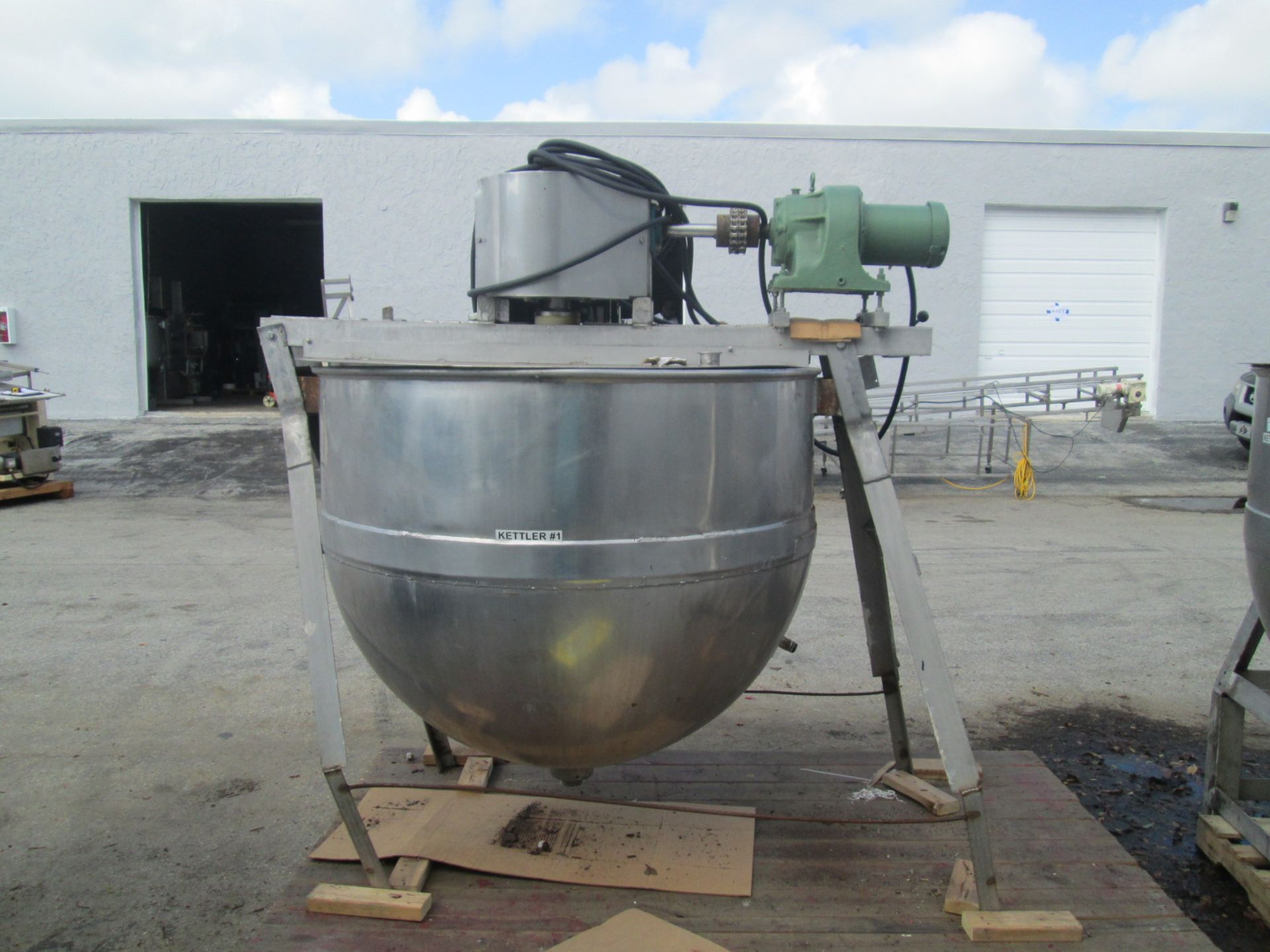 300 Gallon Lee Industries Stainless Steel Hemispherical Kettle, Jacketed on Bottom half with 2-1/ - Image 9 of 21