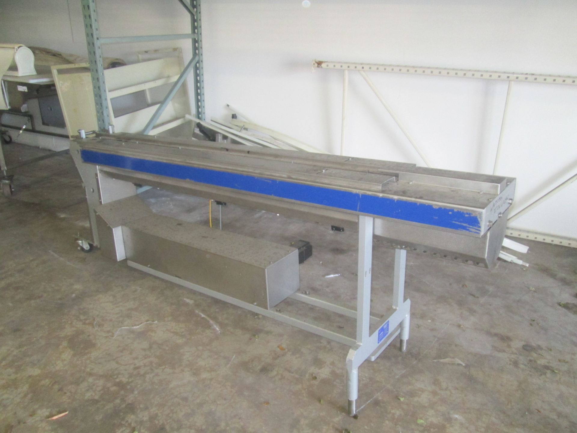 Sig Doboy CrossFeede Serial number 03-24859, Inclined Cleated Rollaway Stainless Steel Conveyor