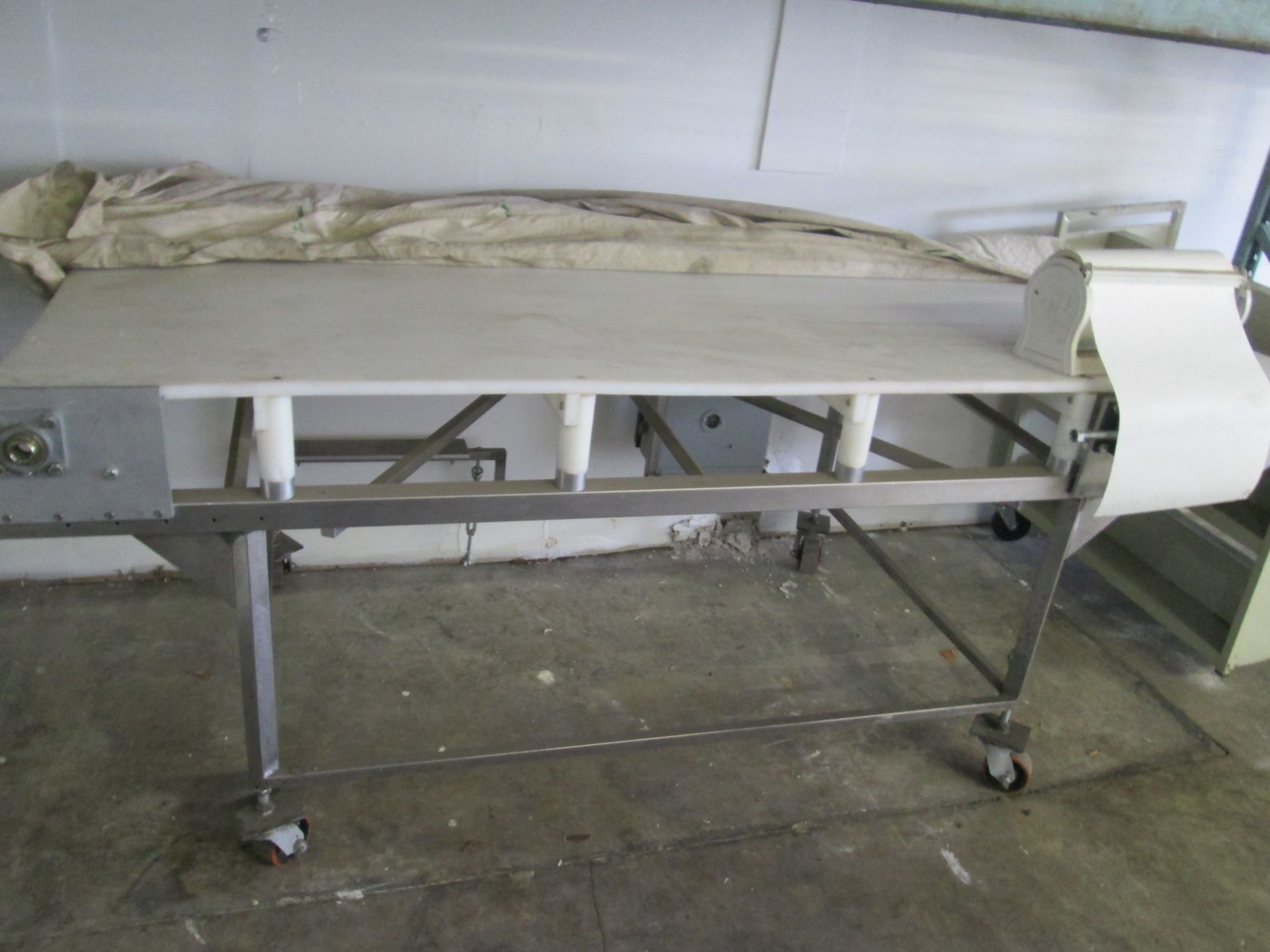 Stainless Steel Cut and Prep table, 40" x 100", food grade High Density PE tabletop, rollaway