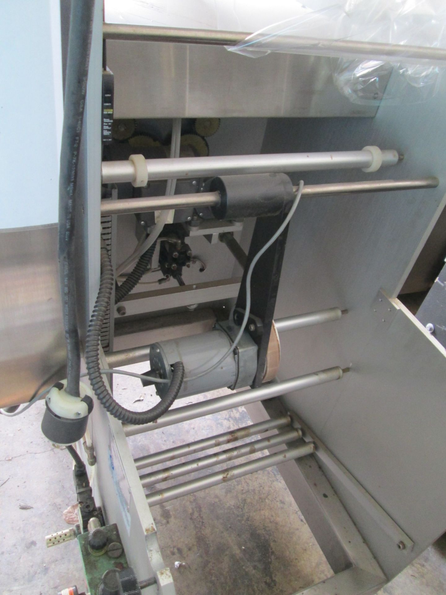 Weighpack Systems Vertical Form Fill Seal Machine with Linear Scale Feeder. Model Vertek 750, Serial - Image 25 of 27