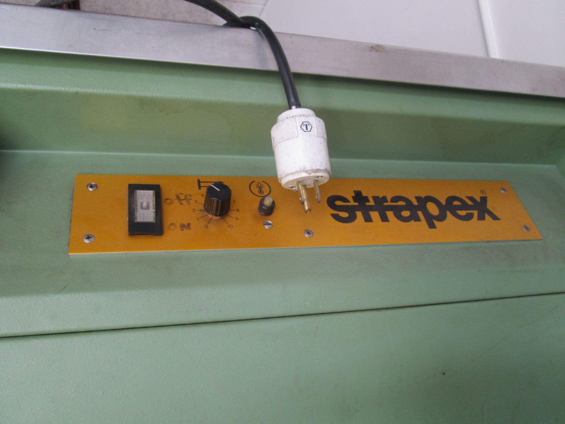 Strapex Strapping Machine, Model 351 200 004, serial number 1127, runs on 110v. For plastic - Image 5 of 14