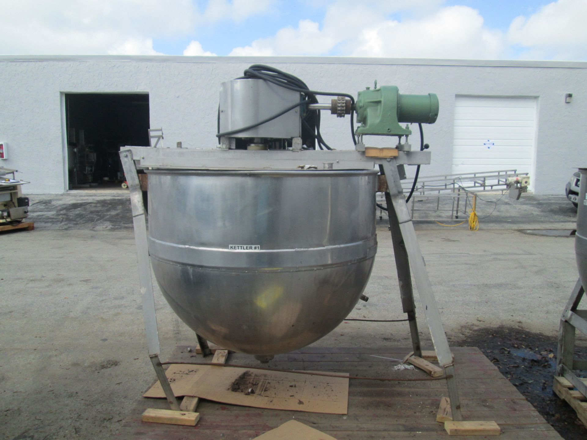 300 Gallon Lee Industries Stainless Steel Hemispherical Kettle, Jacketed on Bottom half with 2-1/ - Image 10 of 21