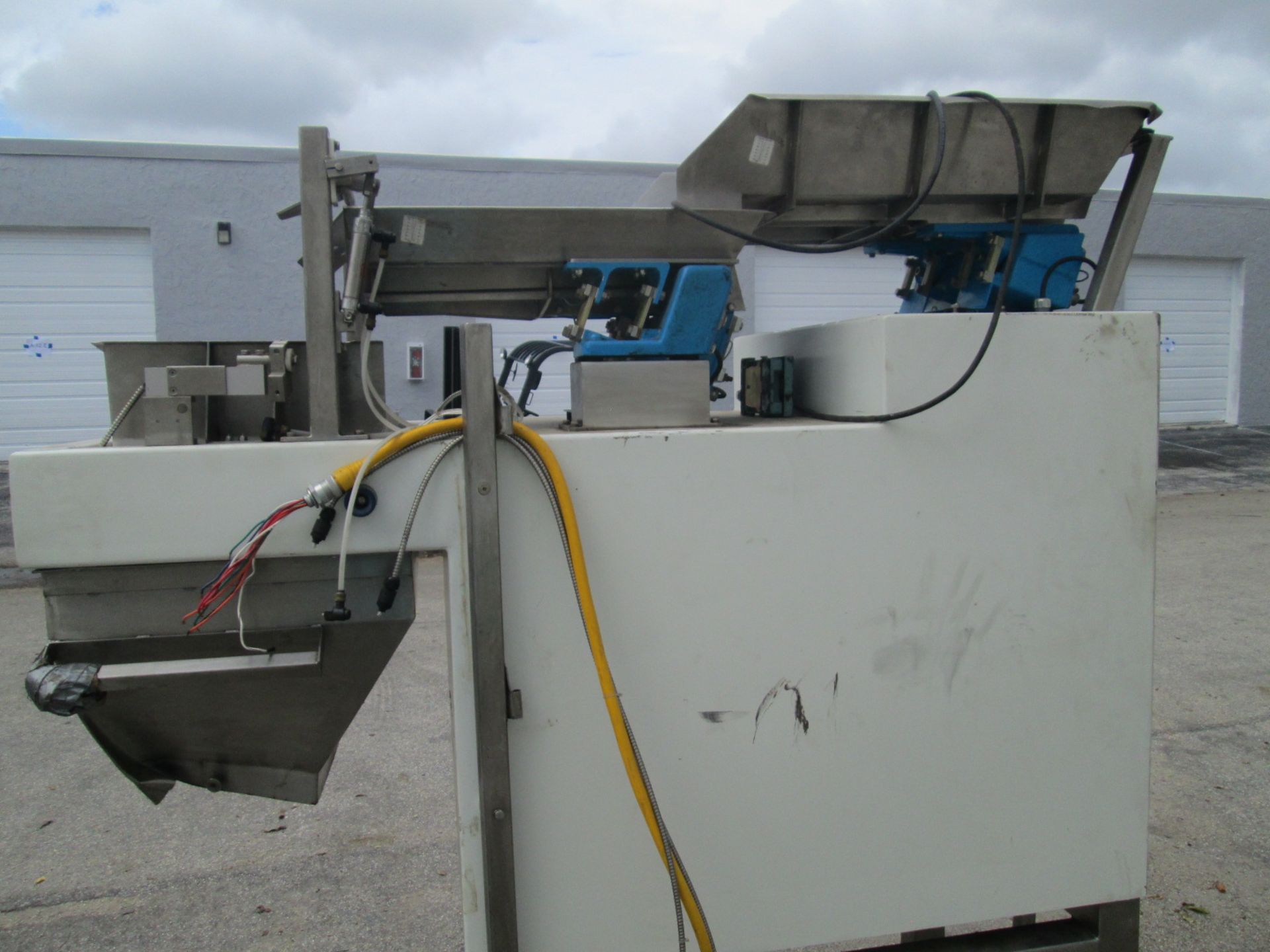 Weighpack Systems Model AEF-25 Lane Bulk Pack Linear Scale/Feeder. 115v, 1phase, 60 PSI Air. - Image 6 of 15