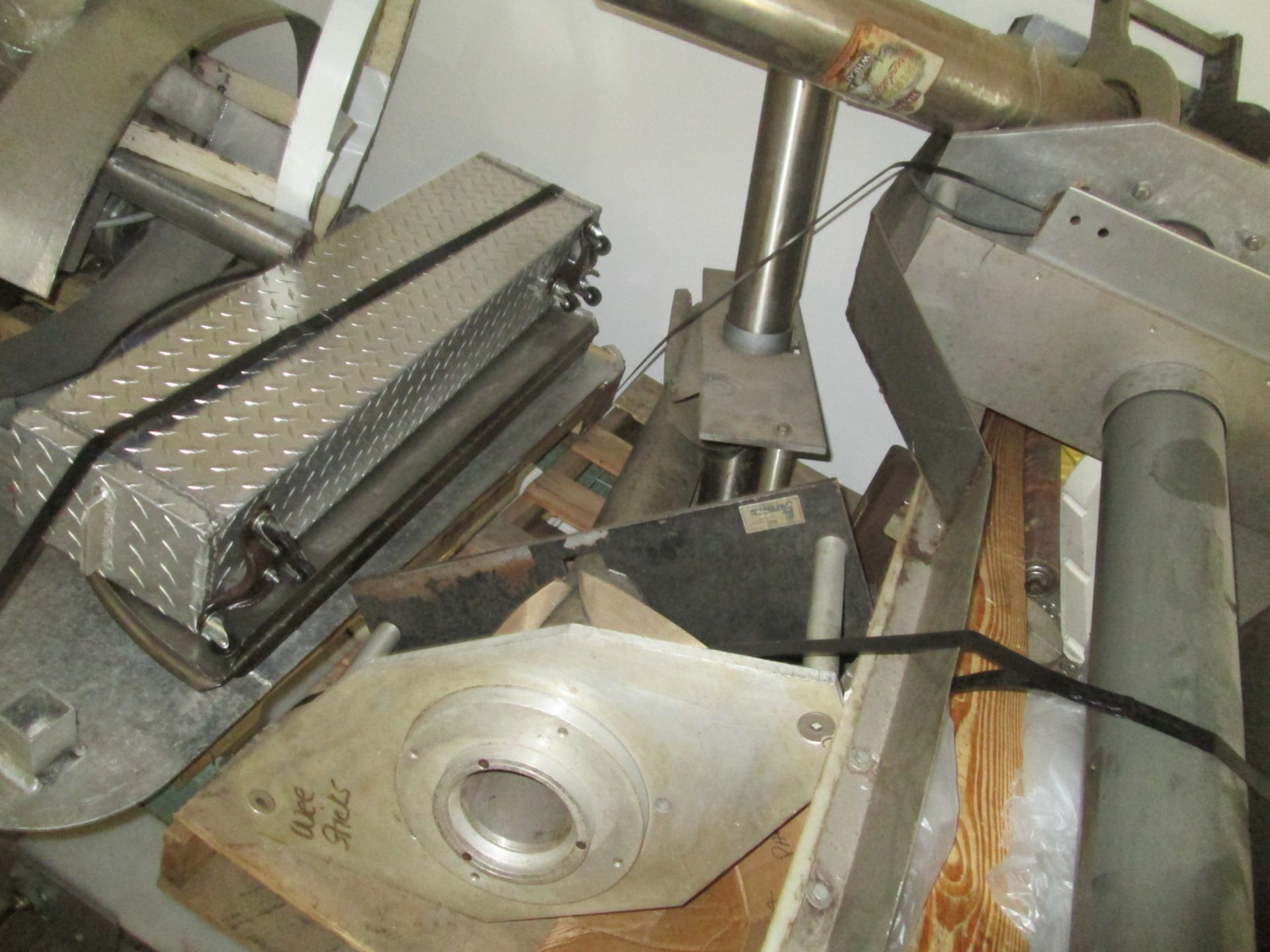 Vertical Form Fill and Seal Machine, equipped with 11" wide sealing Jaws and 11" Film pulling - Image 21 of 23