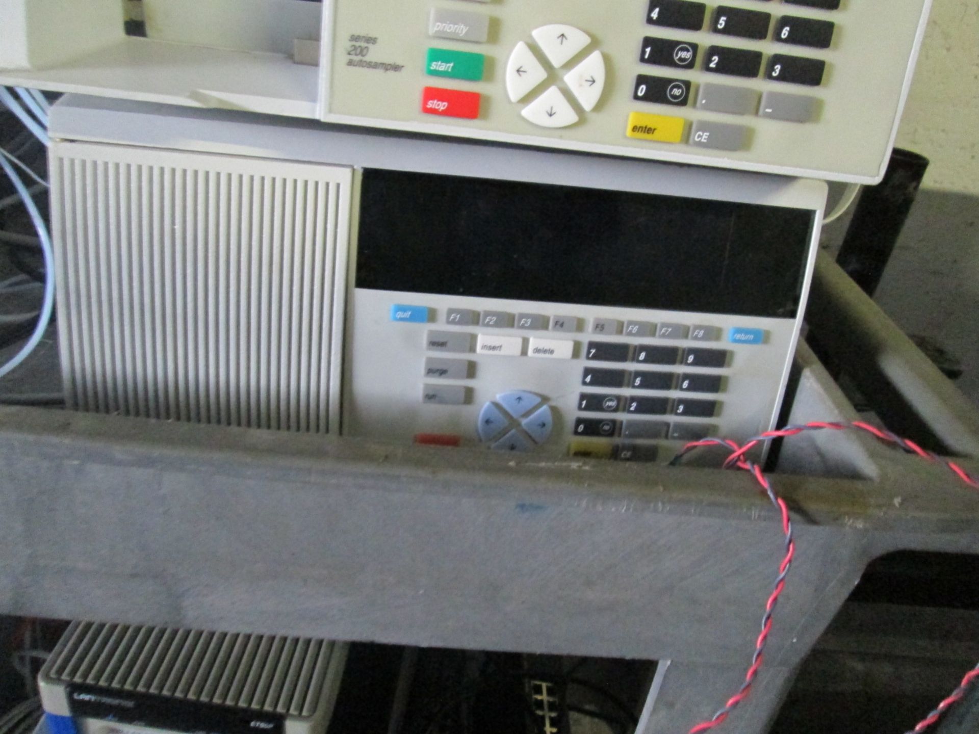 HPLC System / Applied Bio Systems Absorbance Detector / AutoSampler / Pumps / IT Gear etc. - Image 15 of 18