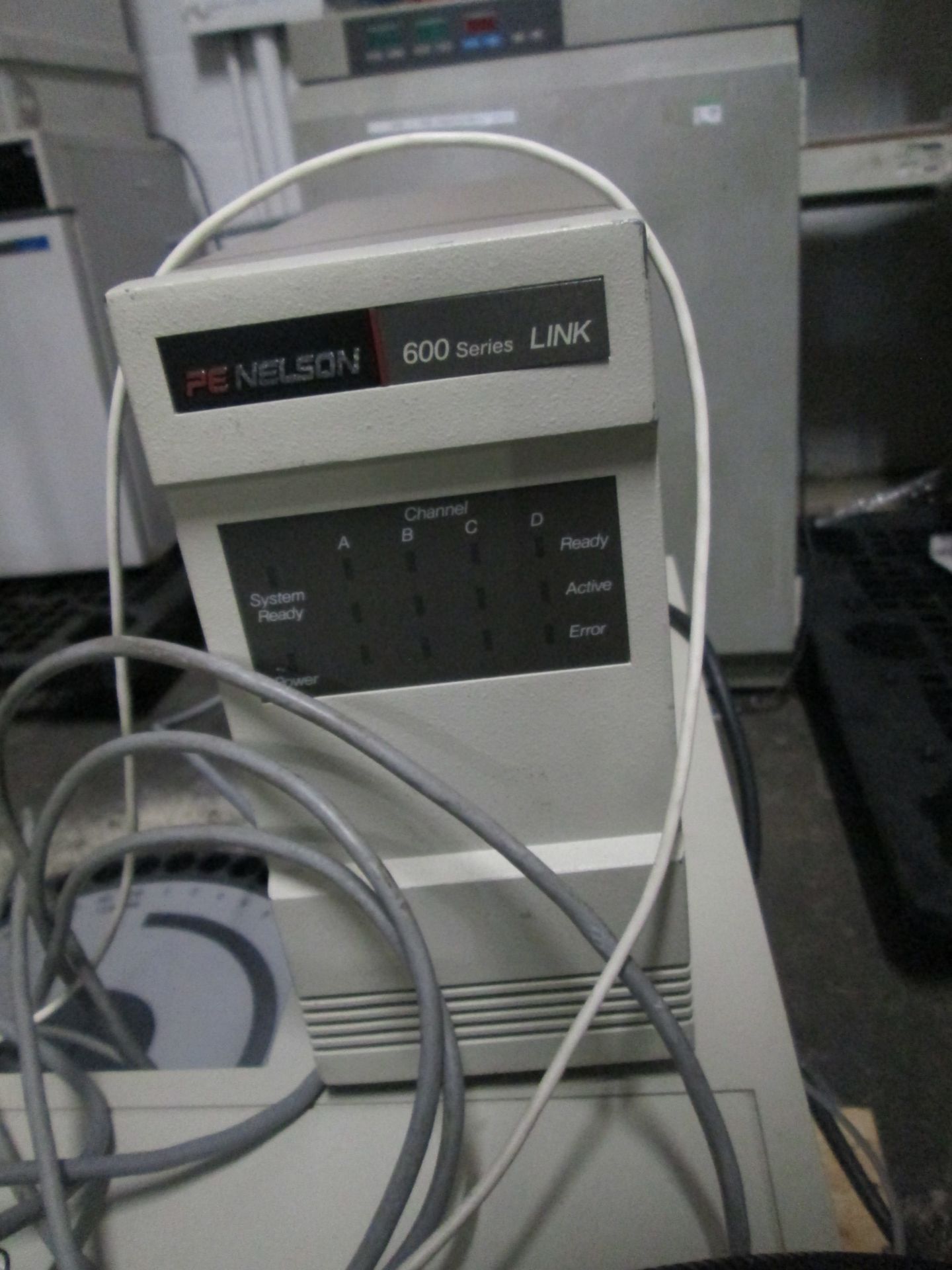 Perkin Elmer AutoSystem XL Gas Chromatograph with a Perkin Elmer HS40XL Headspace Sampler and - Image 16 of 17