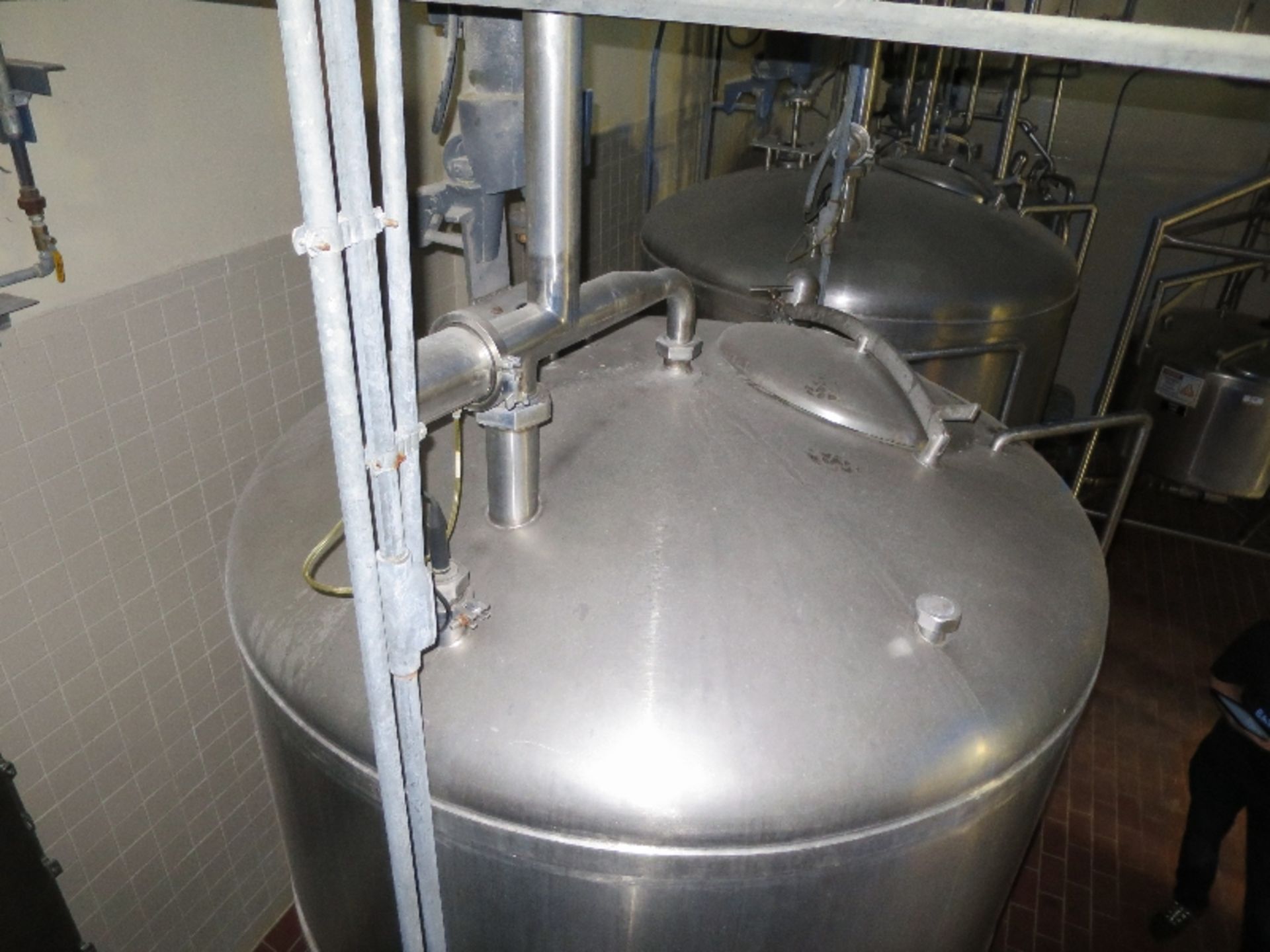 Fermenting Tank - Image 2 of 2