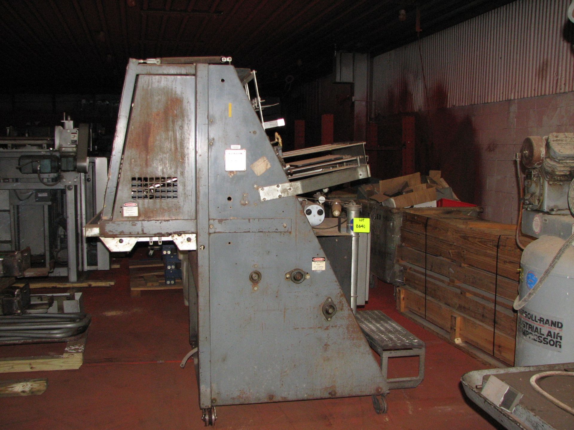 Kliklok carton form machine, model SRWD, s/n 310, asset # 100004633 [Franklin]