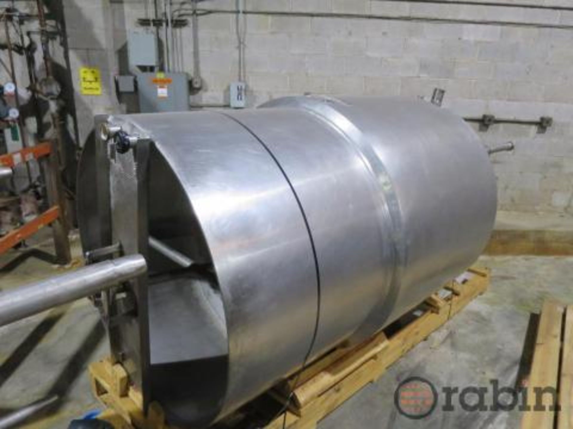 Groen stainless fermenting tank, 470 gal., 54" dia x 82" st. wl., 50 % jacketed wall, SBD, 24" legs,