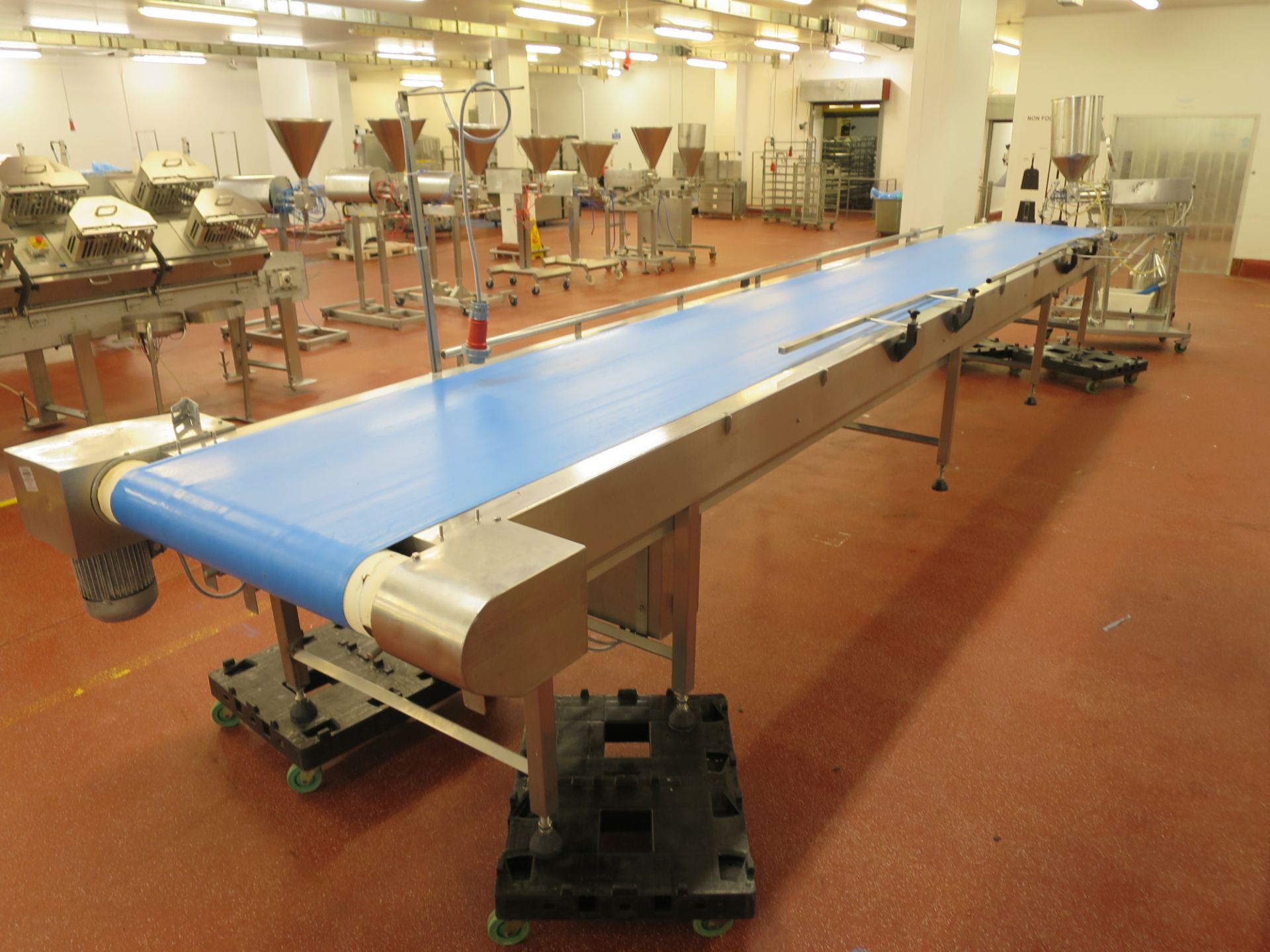 Make-up Conveyor