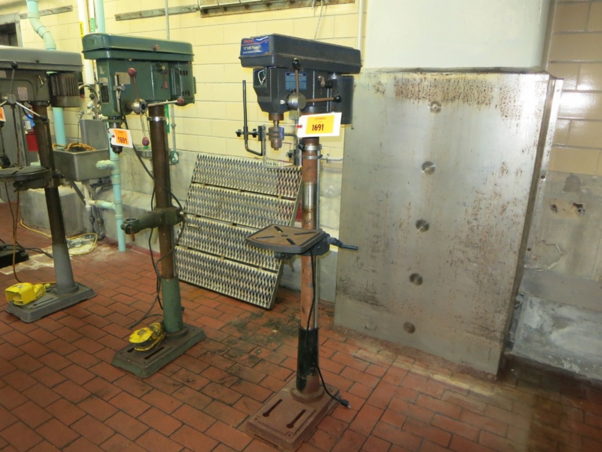 Drill Presses - Image 2 of 2