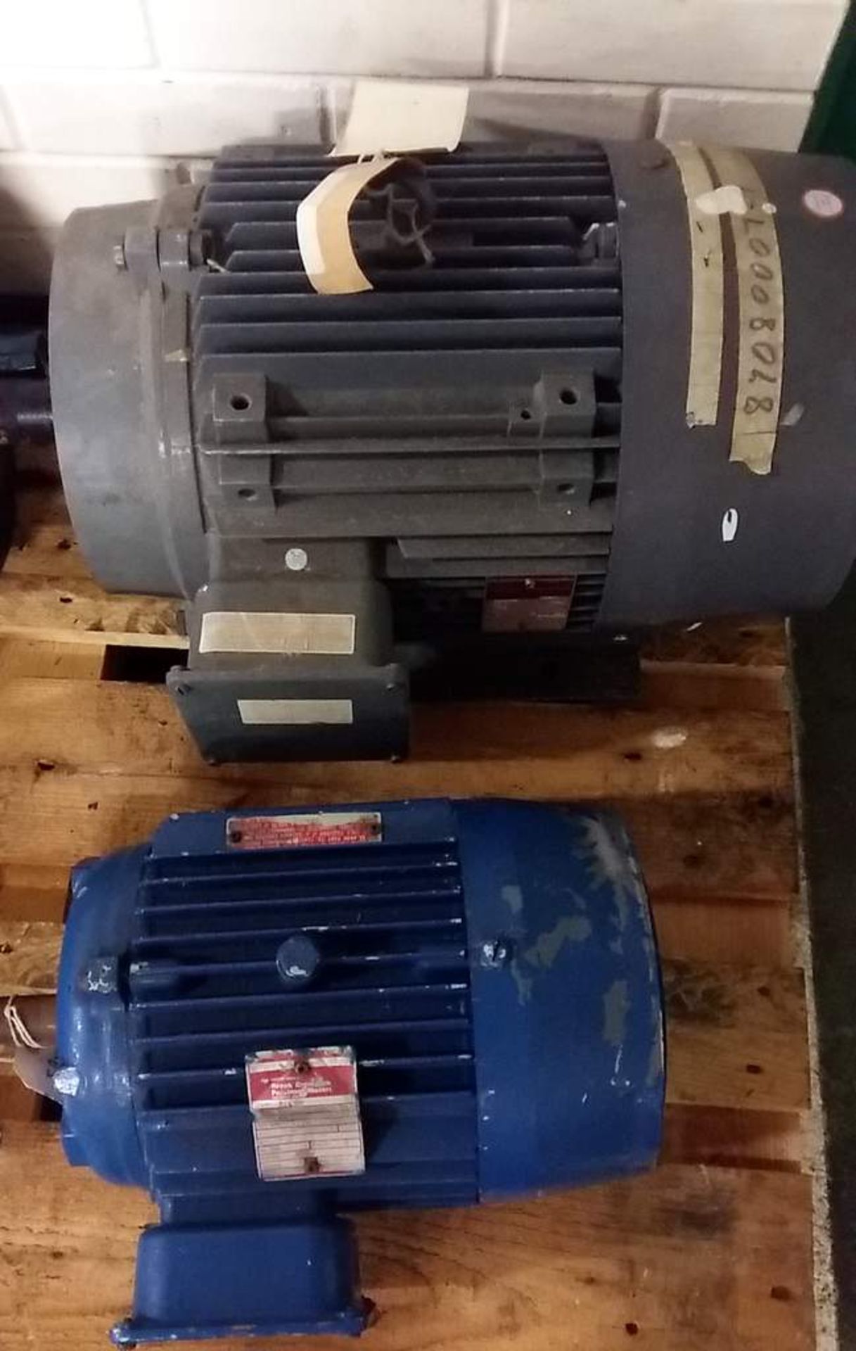 4x Air compressor motors - Image 3 of 4