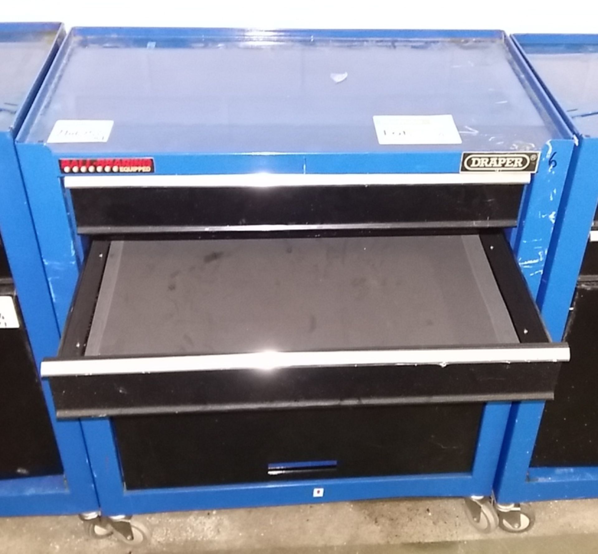 Draper "ball bearing equipped" mobile tool chest