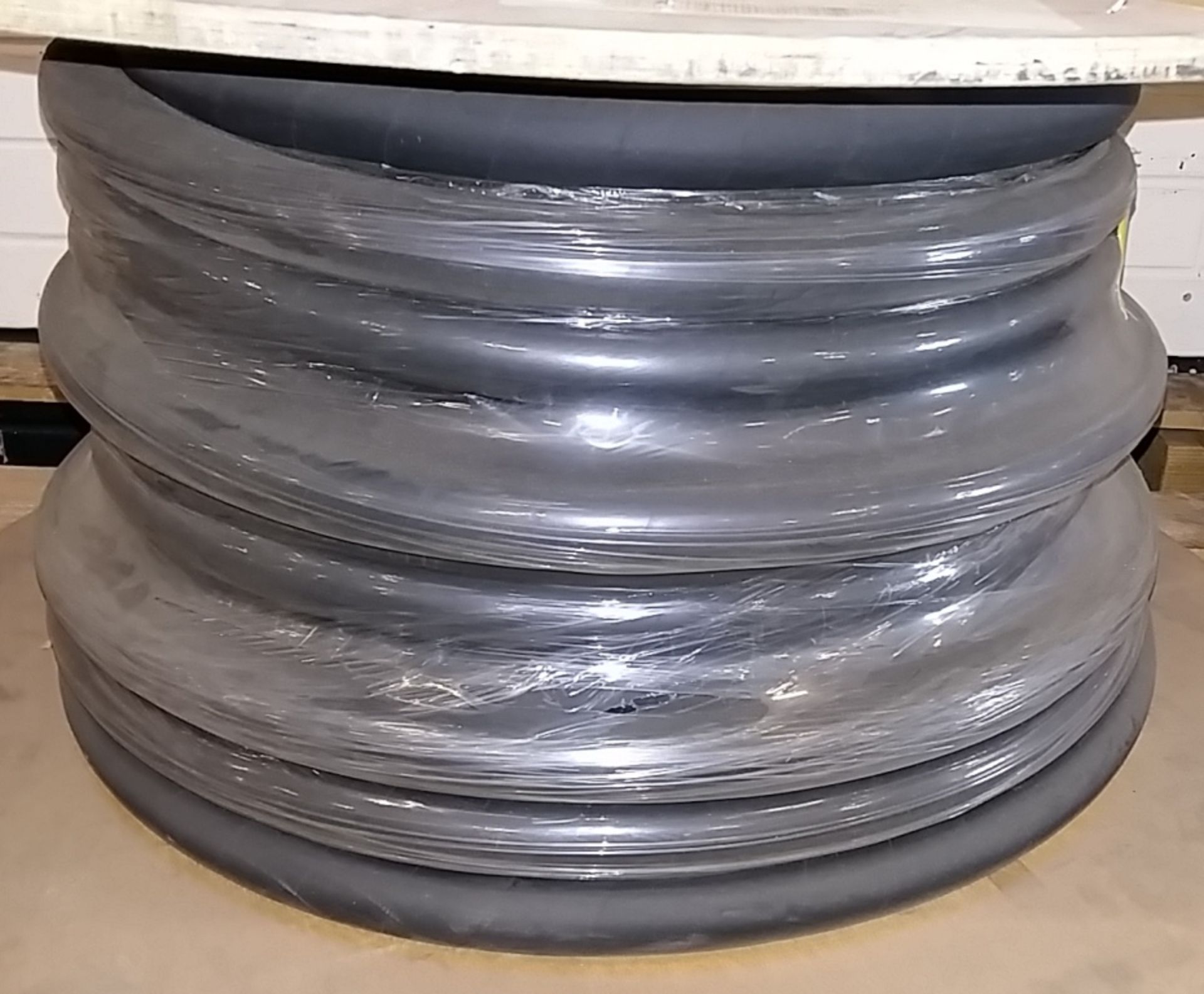 2x Reels of cable - 1x Tek 4 6385TQ 6mm2 450/750V BN4, 1x R81773 995216850 - both unknown - Image 4 of 4