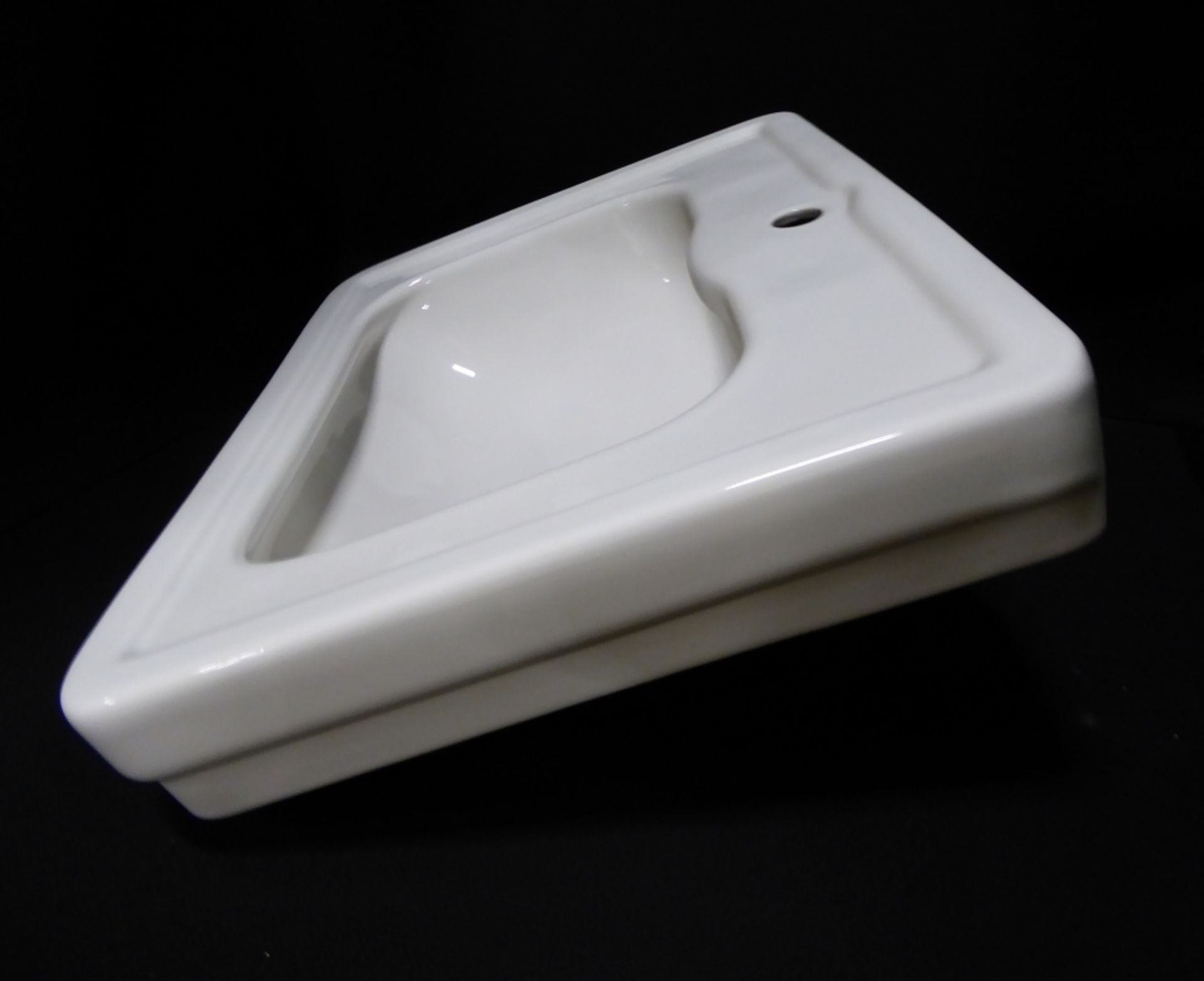 1 x Archiade Neo Classica Washbasin Square 1 Taphole 650 x 500mm, White - Image 2 of 2