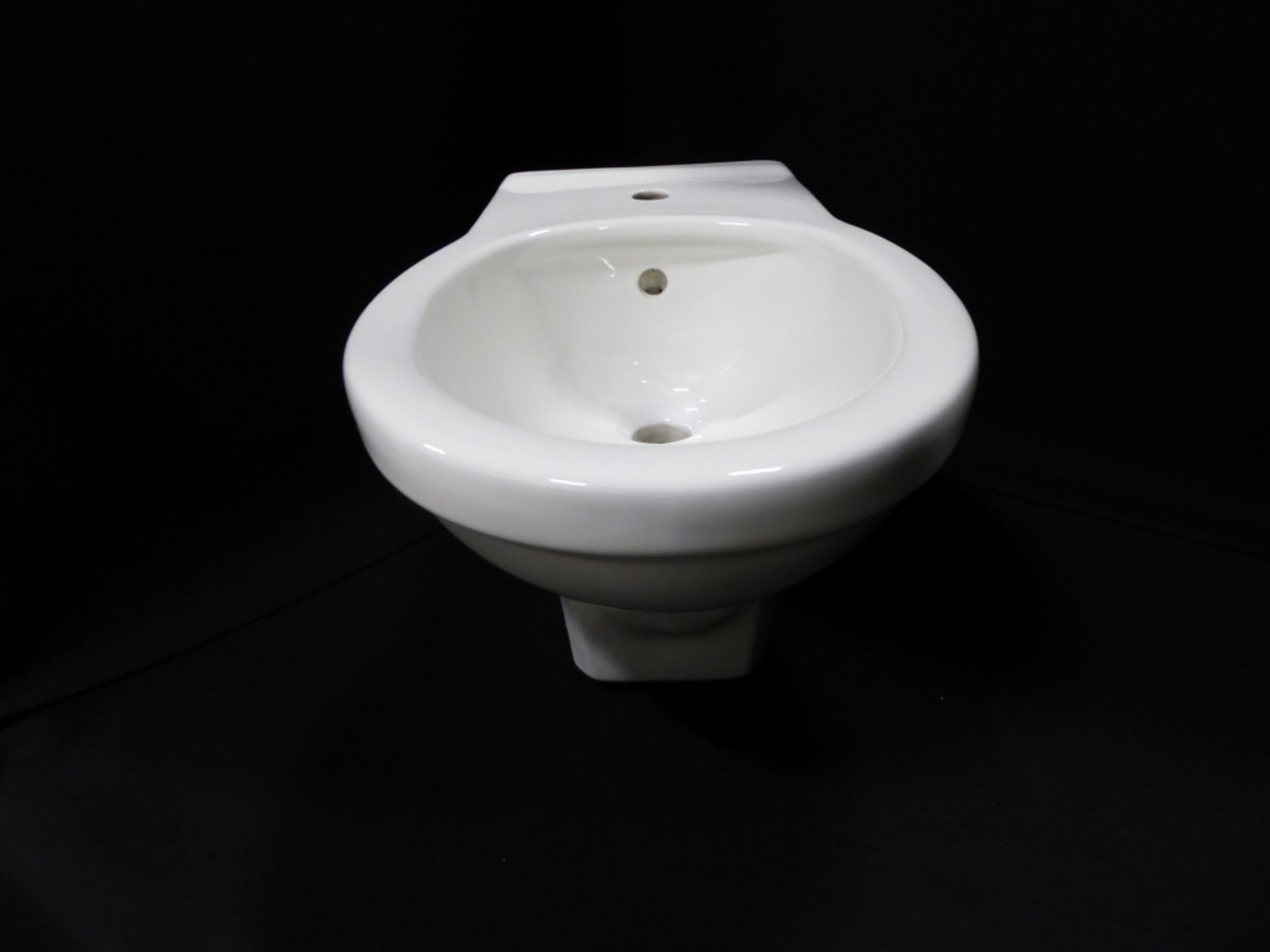 3 x Sbordoni Neo Classica Wall Hung 1 Taphole Bidet, White