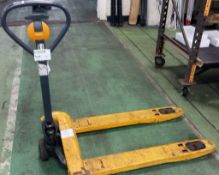 Jungheinrich 2200kg pallet truck