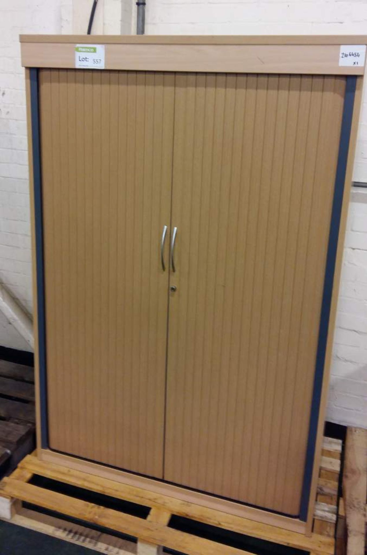 Roller shutter cabinet