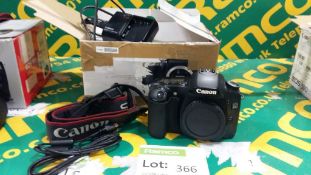 Canon EOS 30D camera body and charger